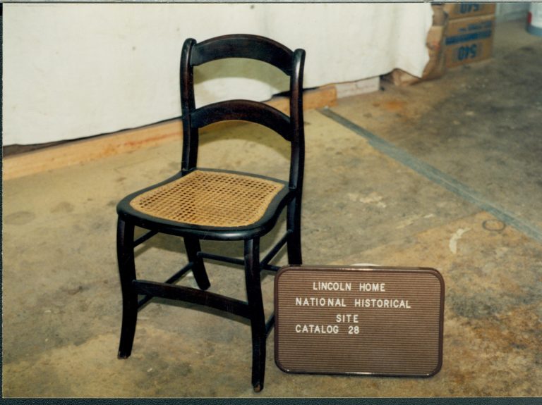 NA Lincoln Home NHS Catalog 28,  #28 furnishings, chair