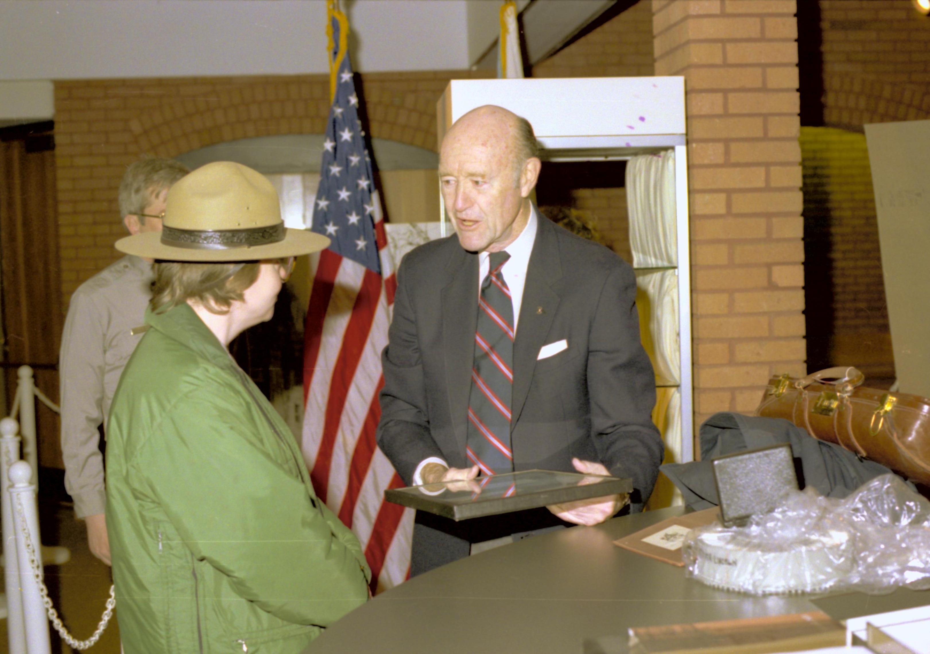 NA Lincoln Home NHS, Nation Mourns, 2209, 69A exhibit, assassination