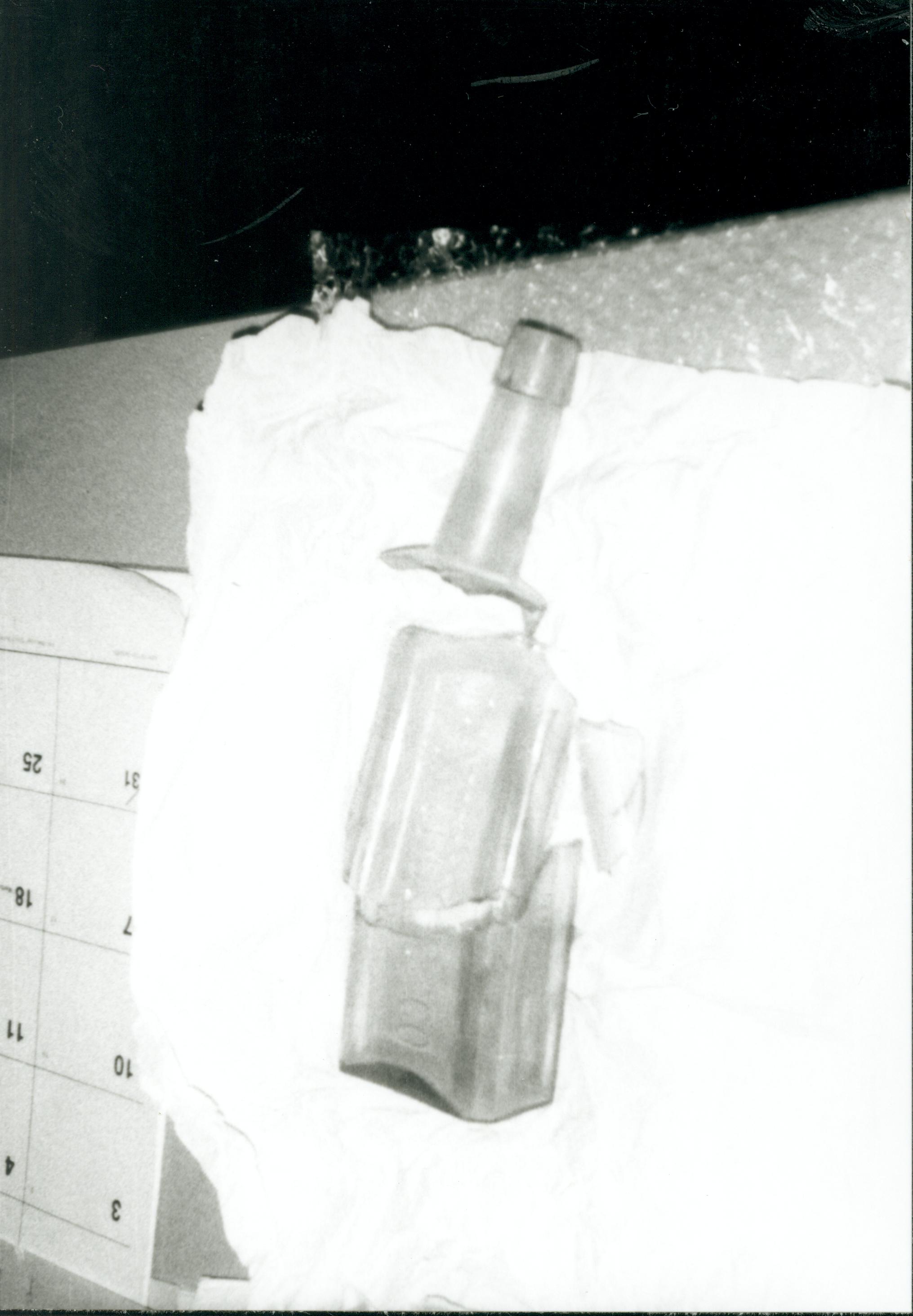 NA LIHO 303, 12/92 archaeology, bottle