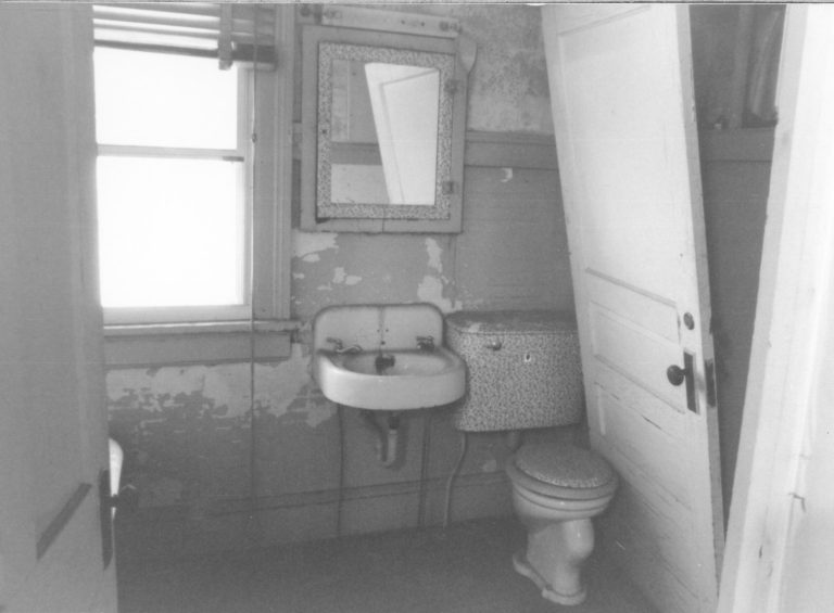 Dean House Lincoln Home NHS- Dean House pre-restoration, 21 Dean House, restoration