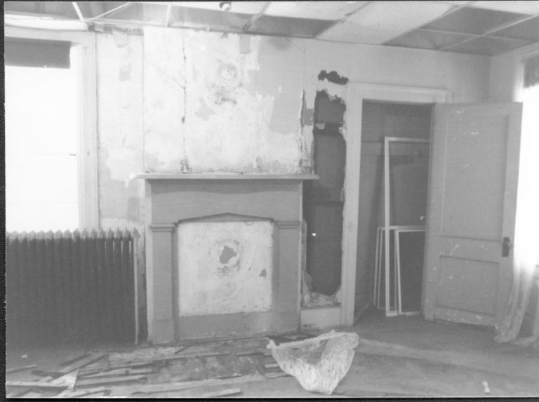 Dean House Lincoln Home NHS- Dean House pre-restoration, 22 Dean House, restoration