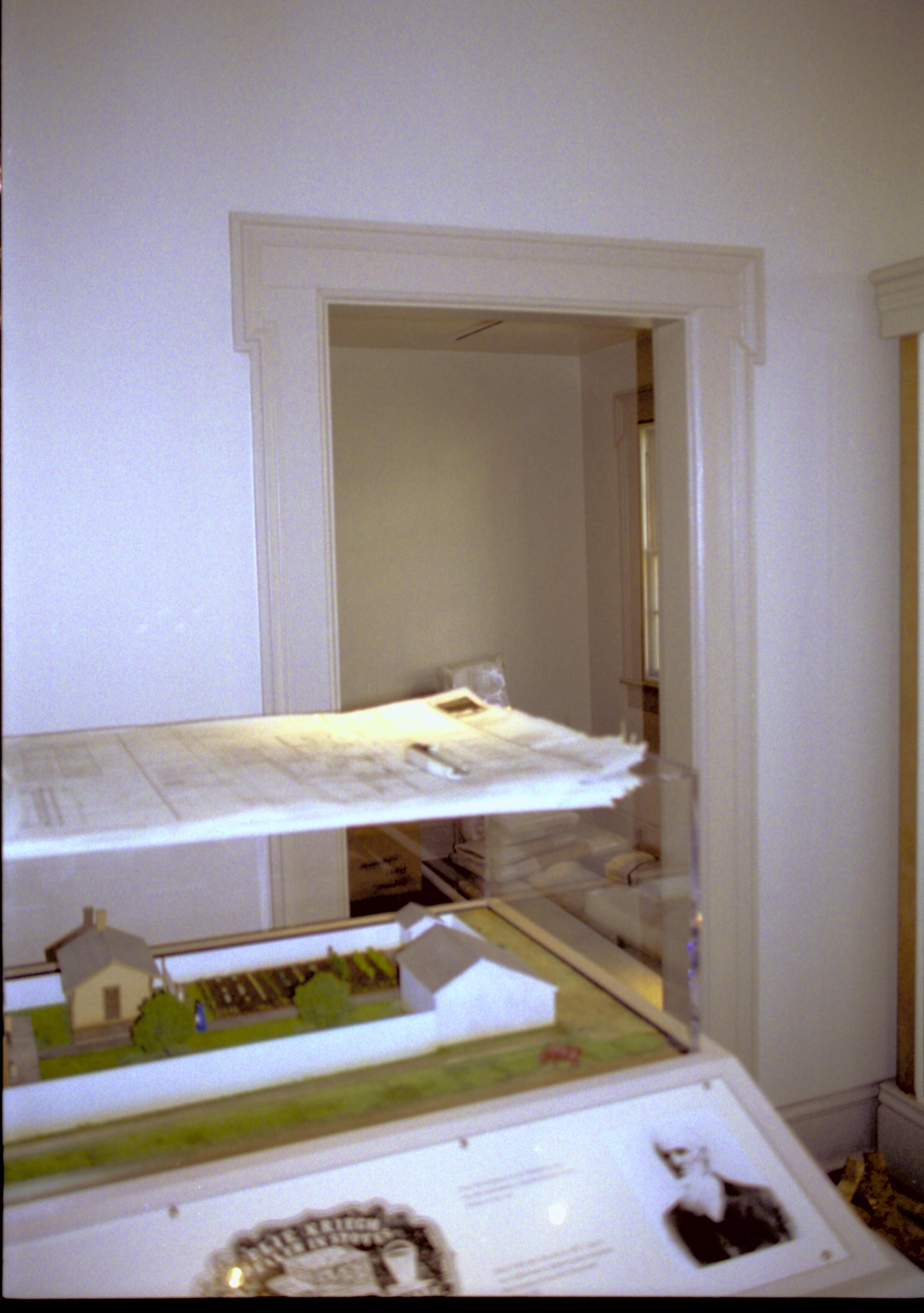 Dean House exhibit Lincoln Home NHS- Dean House exhibit installation Dean House, exhibit