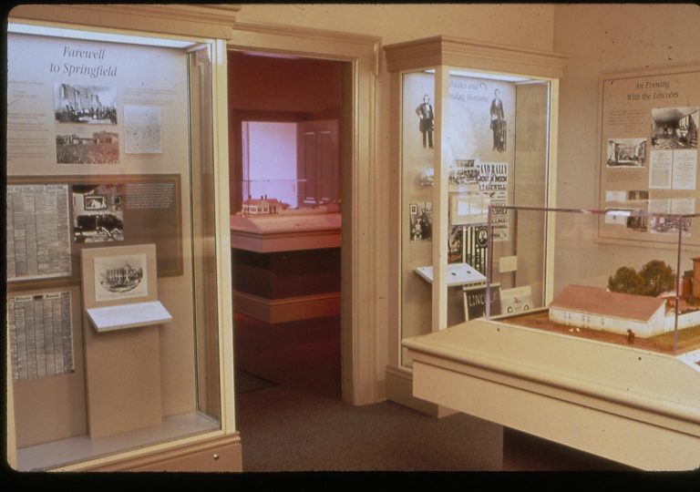 Dean House exhibit Lincoln Home NHS- Dean House exhibit installation Dean House, exhibit