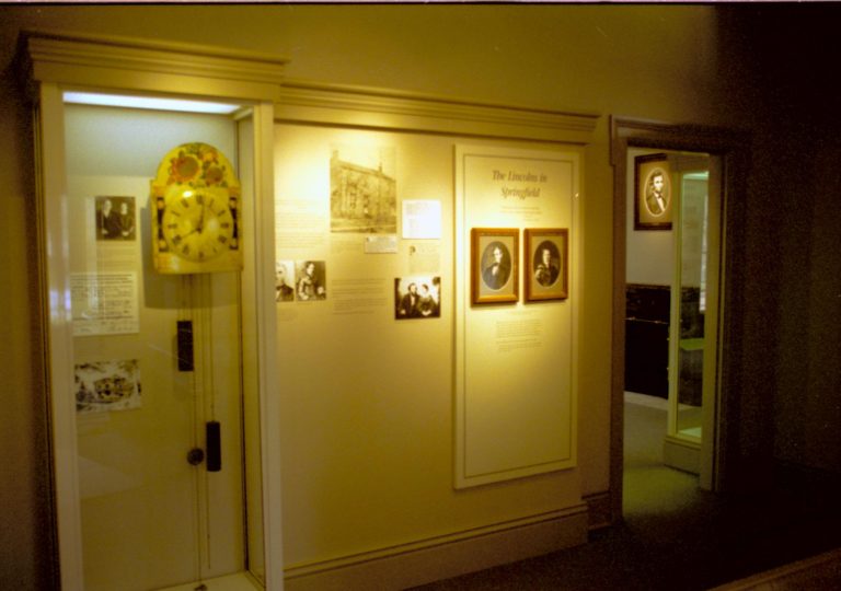 Dean House exhibit Lincoln Home NHS- Dean House exhibit installation Dean House, exhibit
