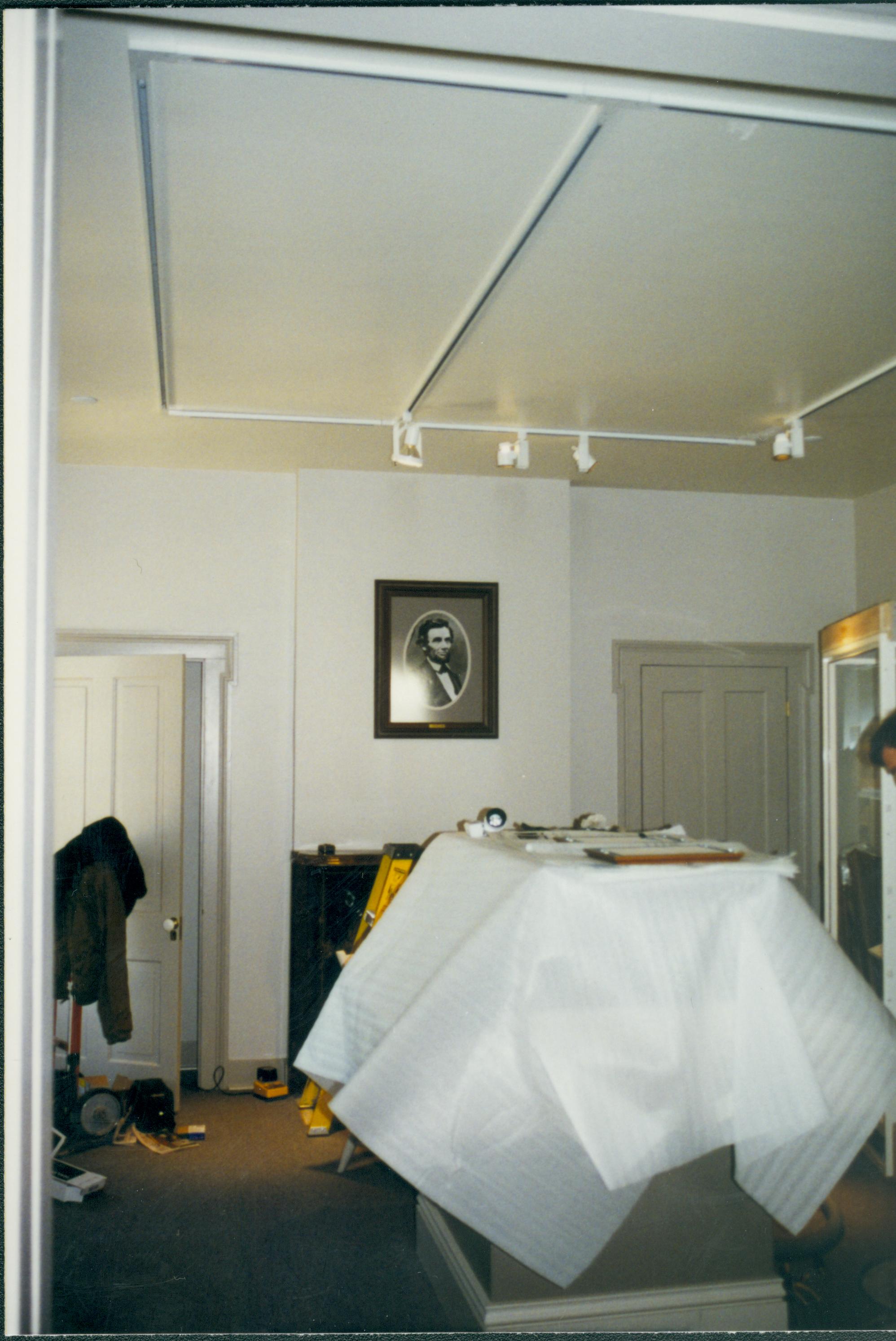 Dean House exhibit Lincoln Home NHS- Dean House exhibit installation Dean House, exhibit