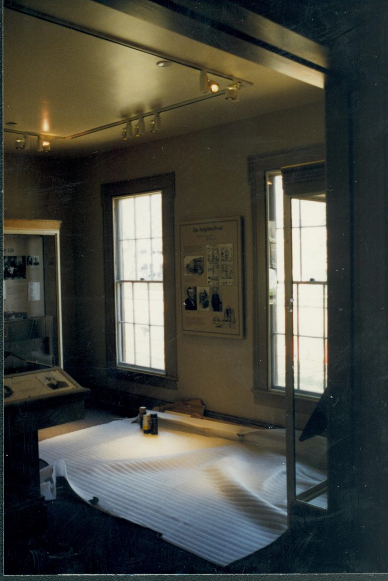 Dean House exhibit Lincoln Home NHS- Dean House exhibit installation Dean House, exhibit