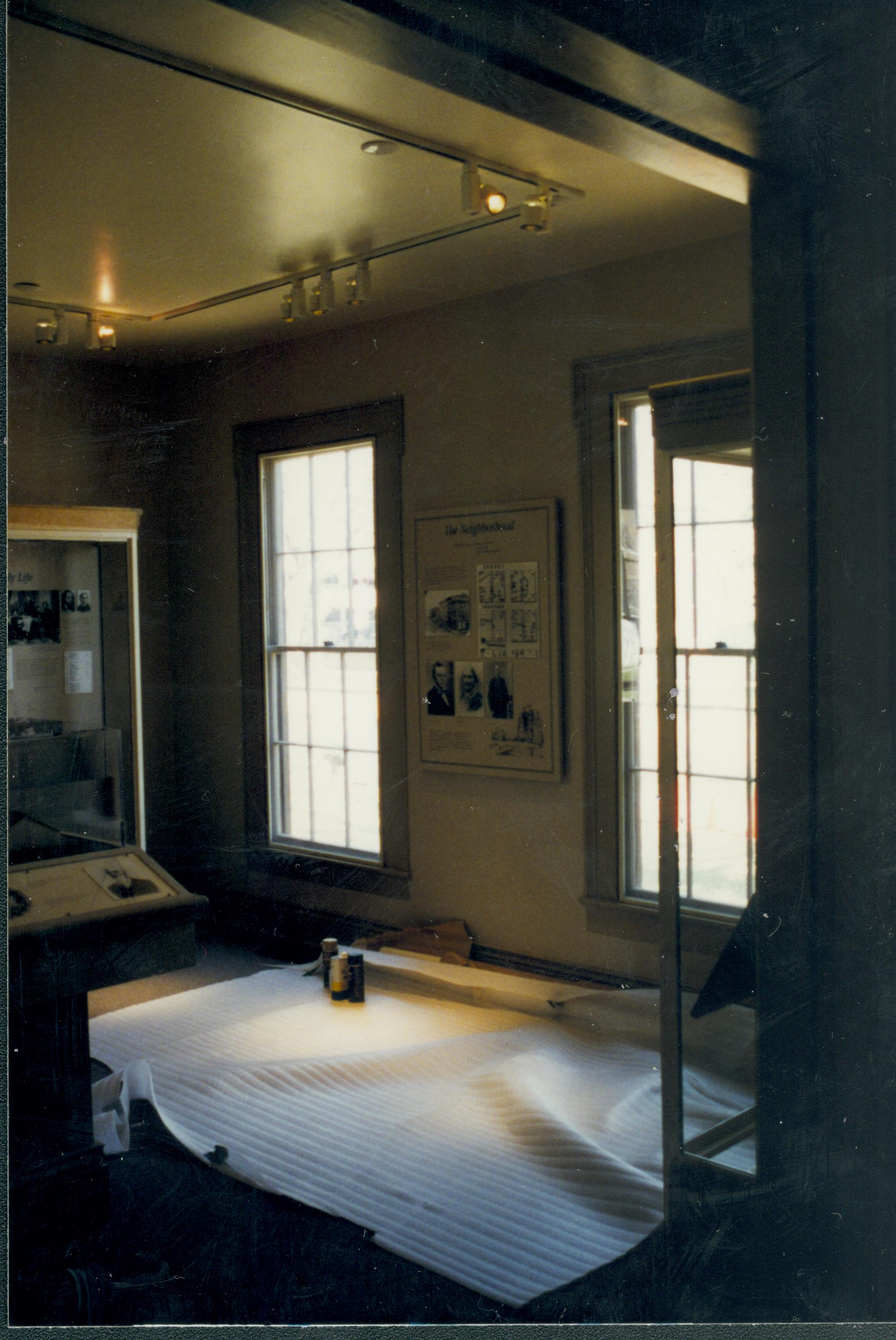 Dean House exhibit Lincoln Home NHS- Dean House exhibit installation Dean House, exhibit