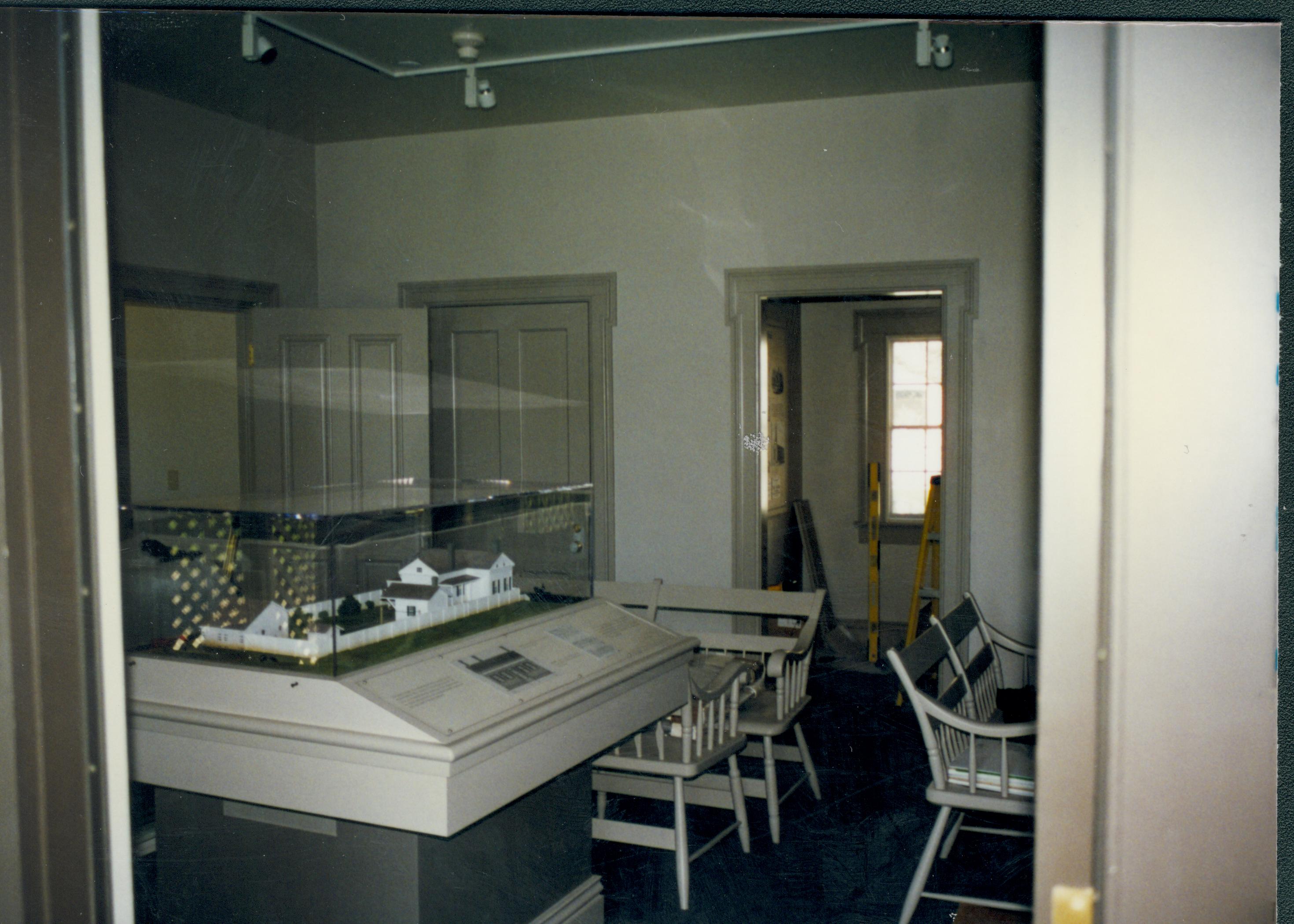 Dean House exhibit Lincoln Home NHS- Dean House exhibit installation Dean House, exhibit