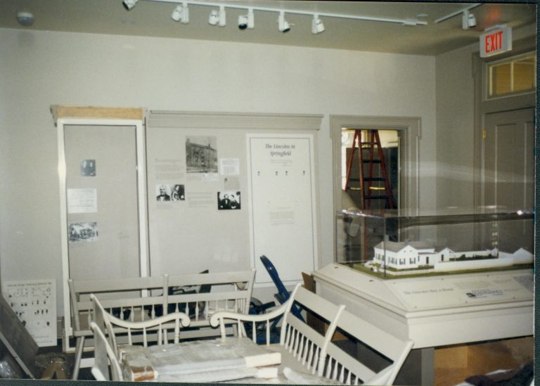 Dean House exhibit Lincoln Home NHS- Dean House exhibit installation Dean House, exhibit