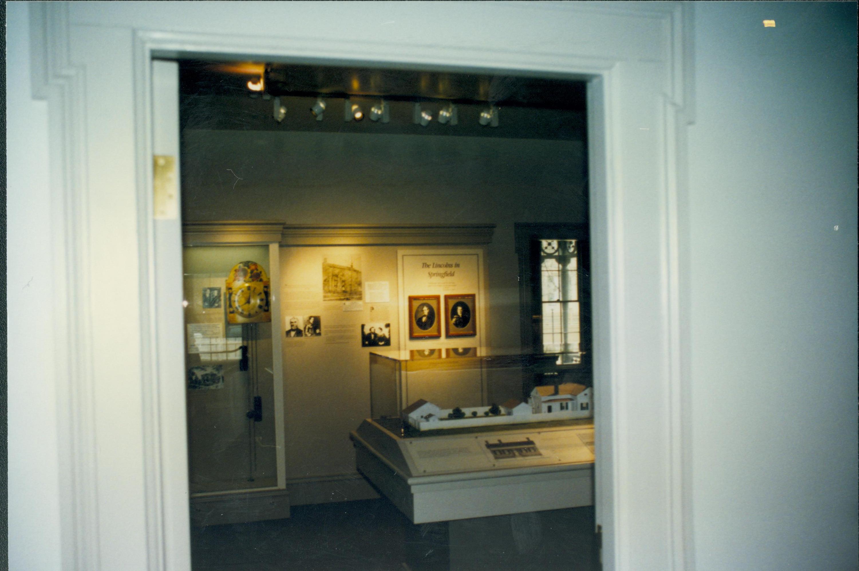 Dean House exhibit Lincoln Home NHS- Dean House exhibit installation Dean House, exhibit