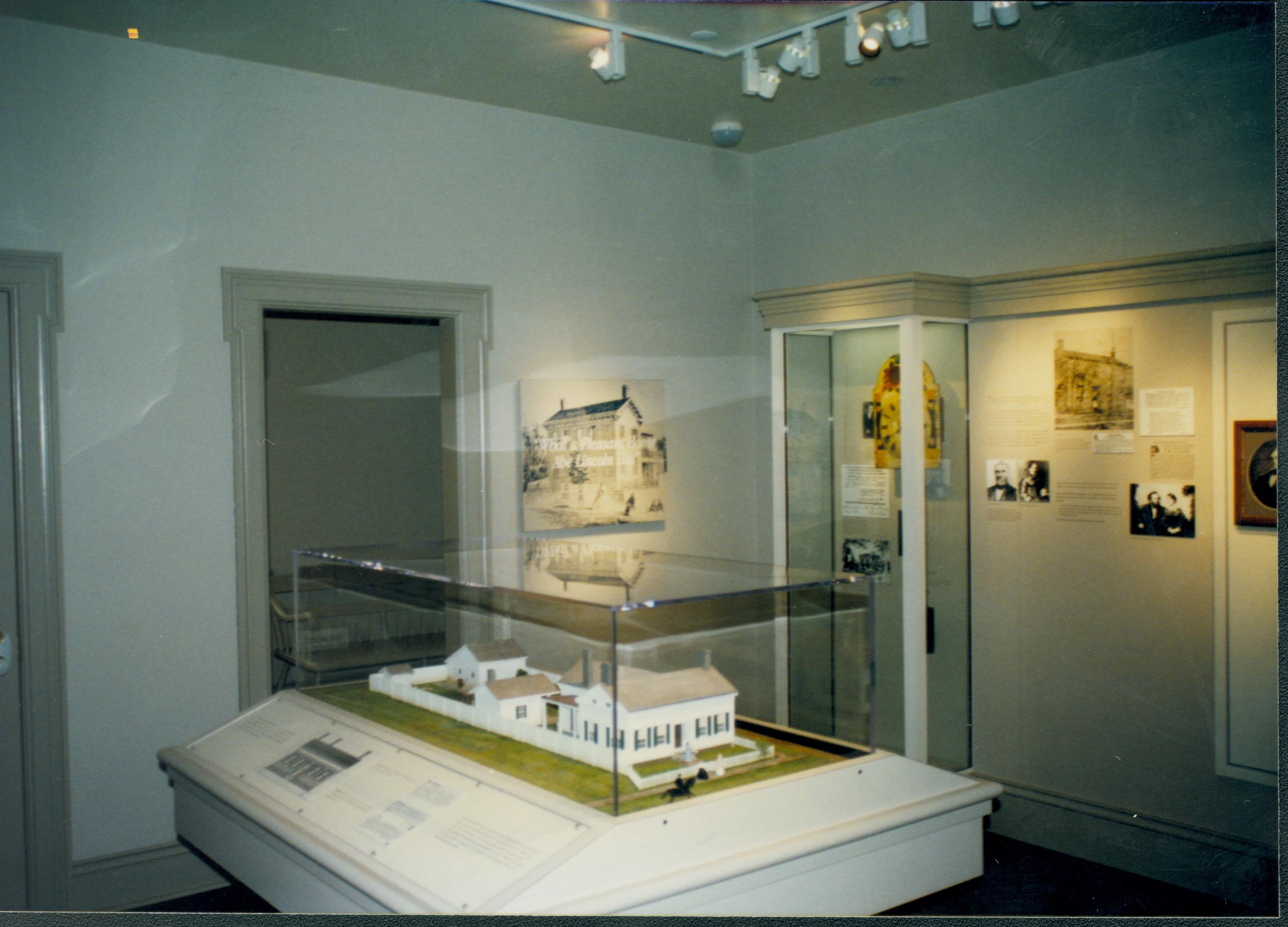 Dean House exhibit Lincoln Home NHS- Dean House exhibit installation Dean House, exhibit