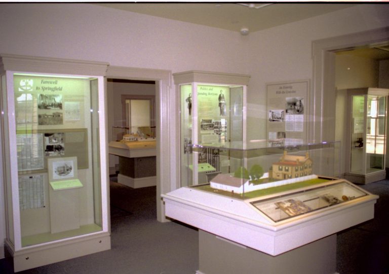 Dean House exhibit Lincoln Home NHS- Dean House exhibit installation Dean House, exhibit