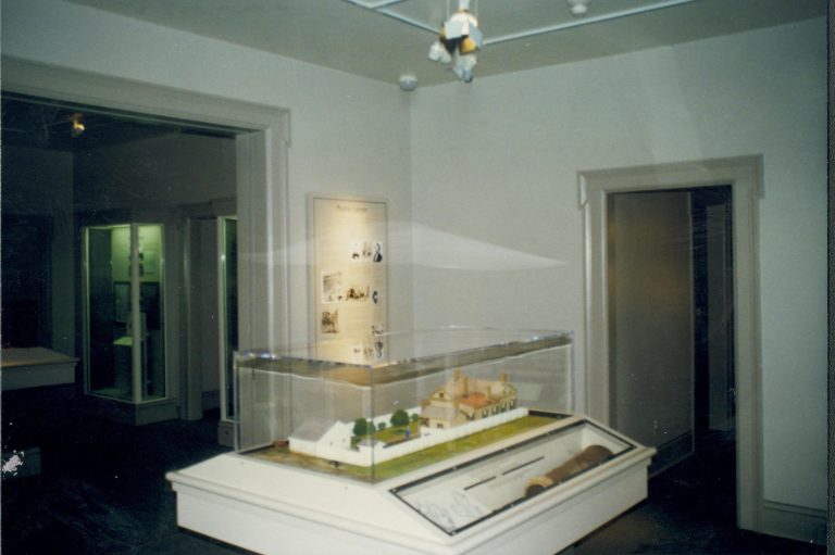 Dean House exhibit Lincoln Home NHS- Dean House exhibit installation Dean House, exhibit