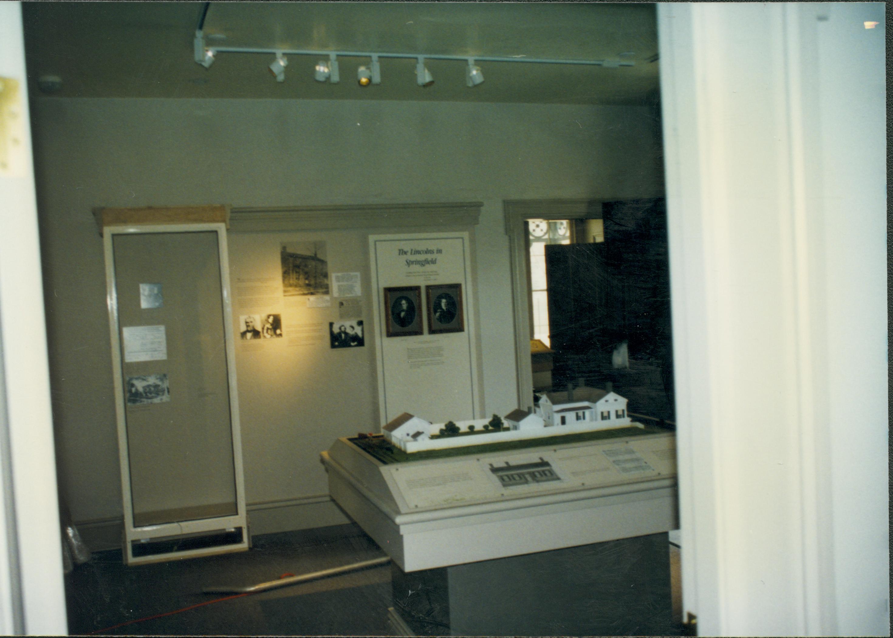 Dean House exhibit Lincoln Home NHS- Dean House exhibit installation Dean House, exhibit