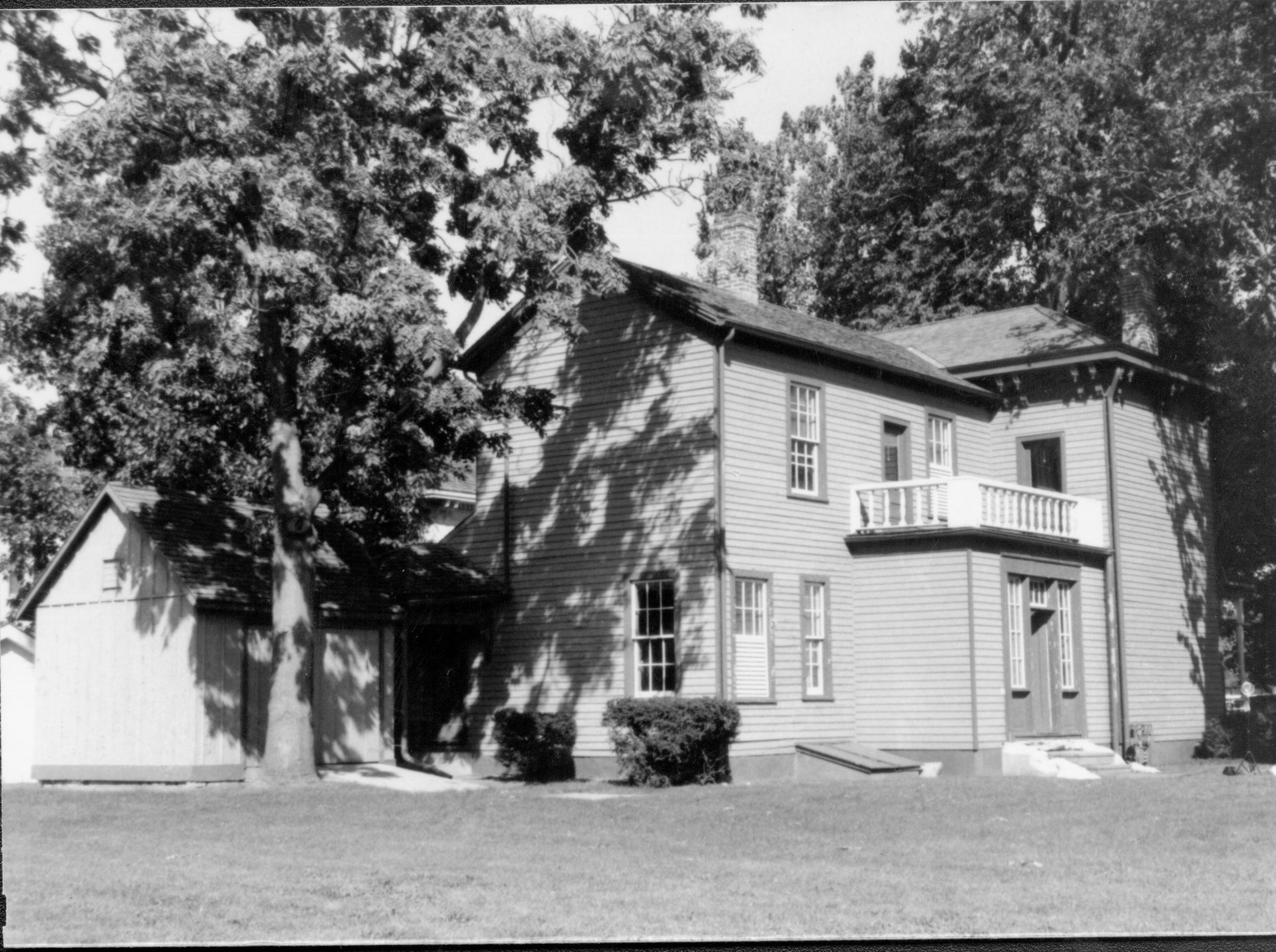 Dean House exterior Lincoln Home NHS- Dean House pic 15 Dean House
