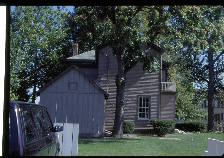 Dean House exterior Lincoln Home NHS- Dean House exterior, slide 12 Dean House