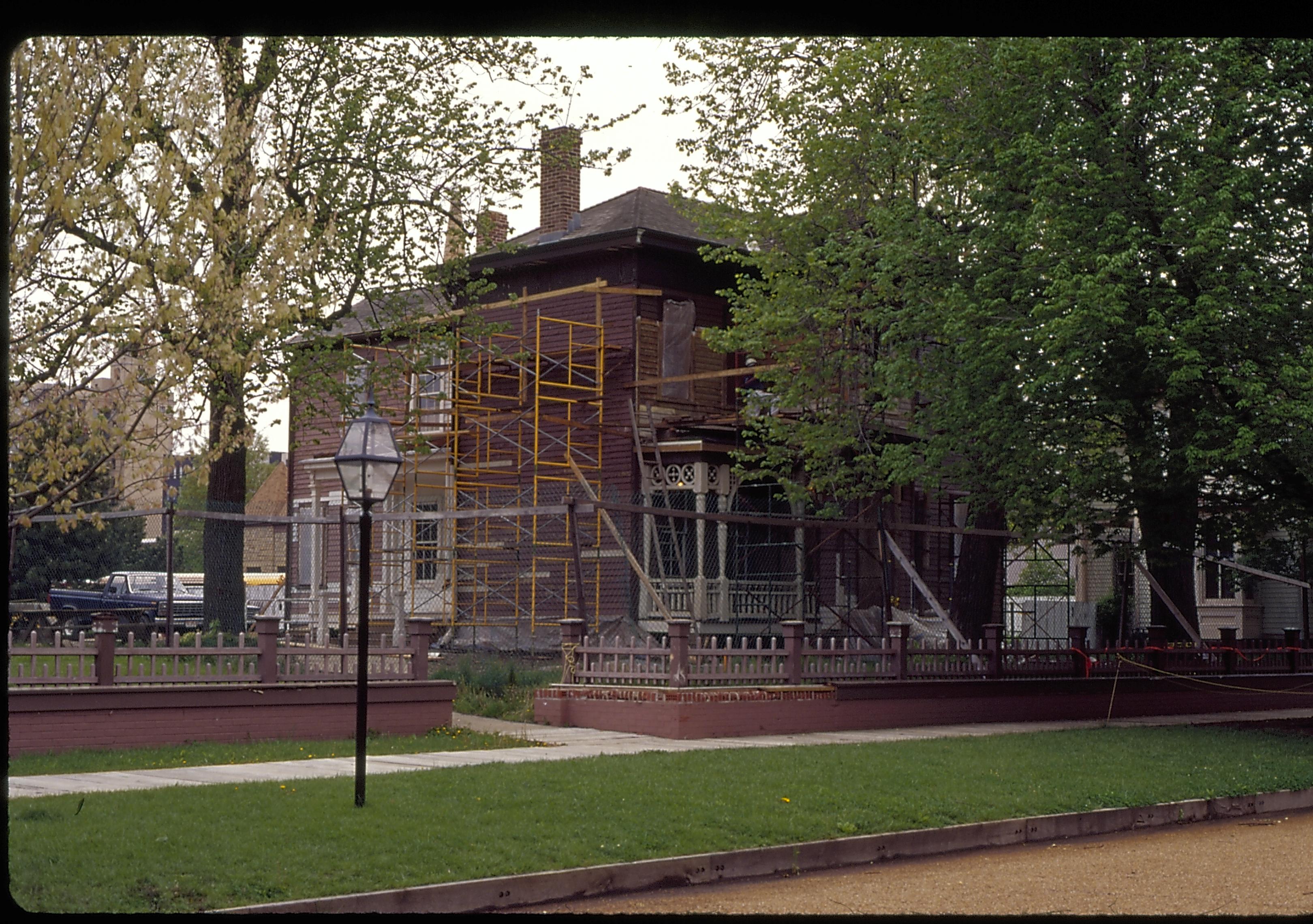 Dean House Lincoln Home NHS- Dean House restoration, 33 Dean House, restoration