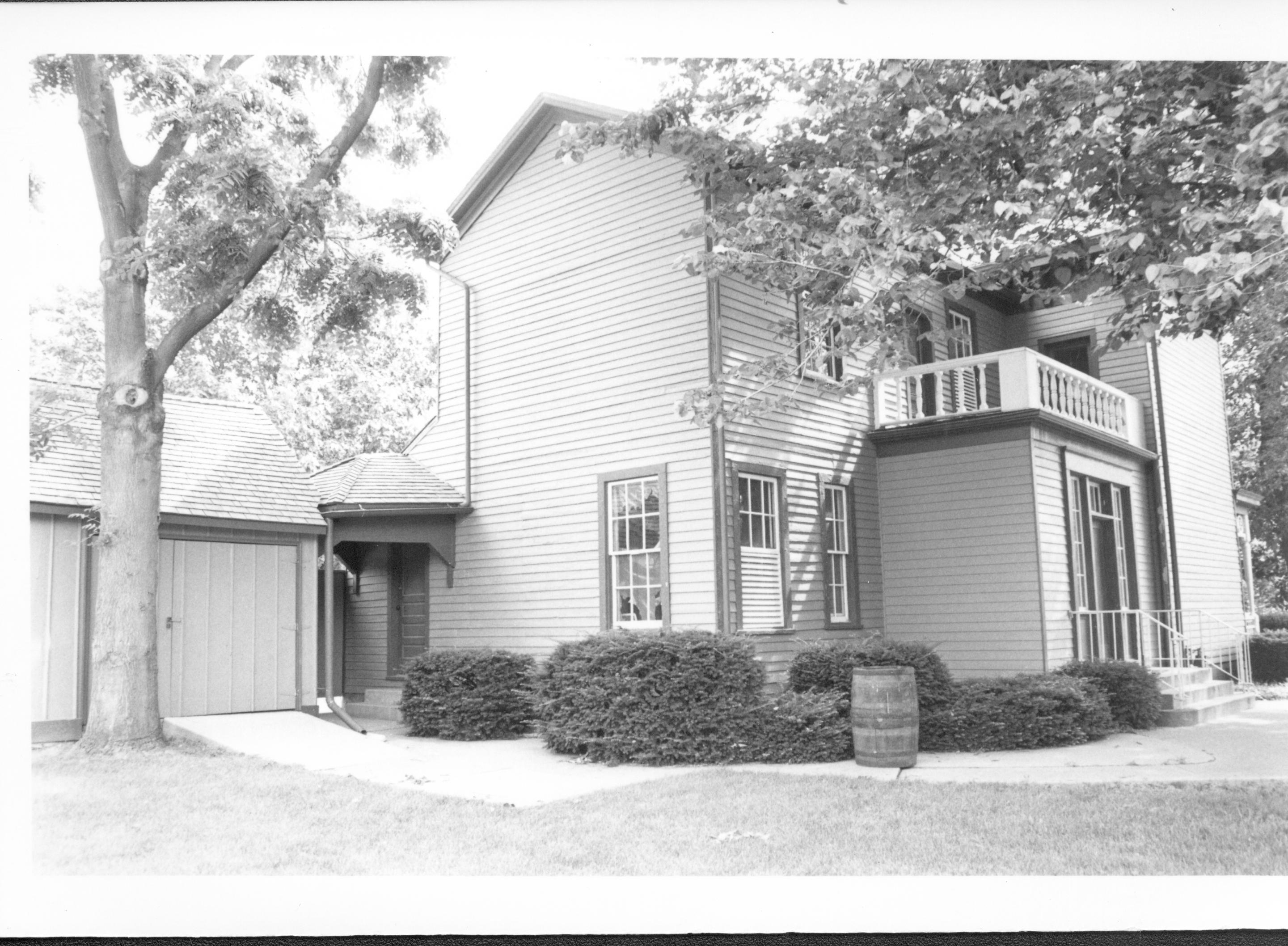 Dean House pre-restoration, west and north elevations from north-northwest Lincoln Home NHS- Dean House pre-restoration Dean House, restoration
