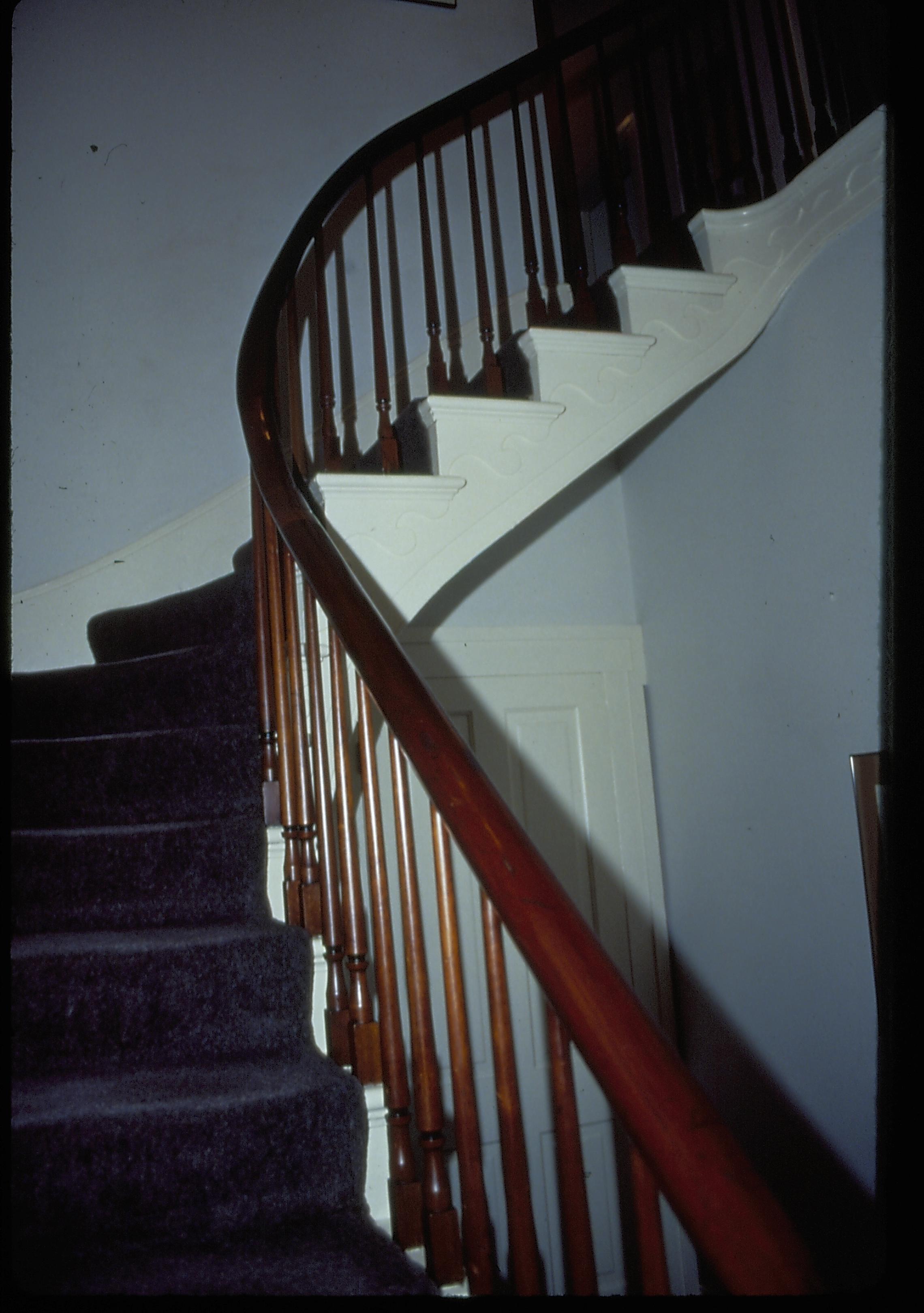 NA LIHO NHS, Beedle House Beedle House, stairs