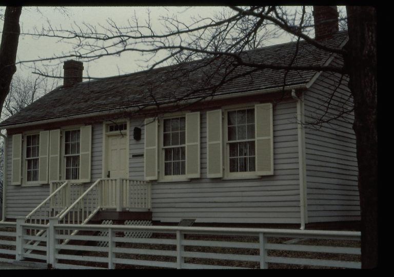 Corneau House Lincoln Home NHS- Corneau House,34 Corneau House