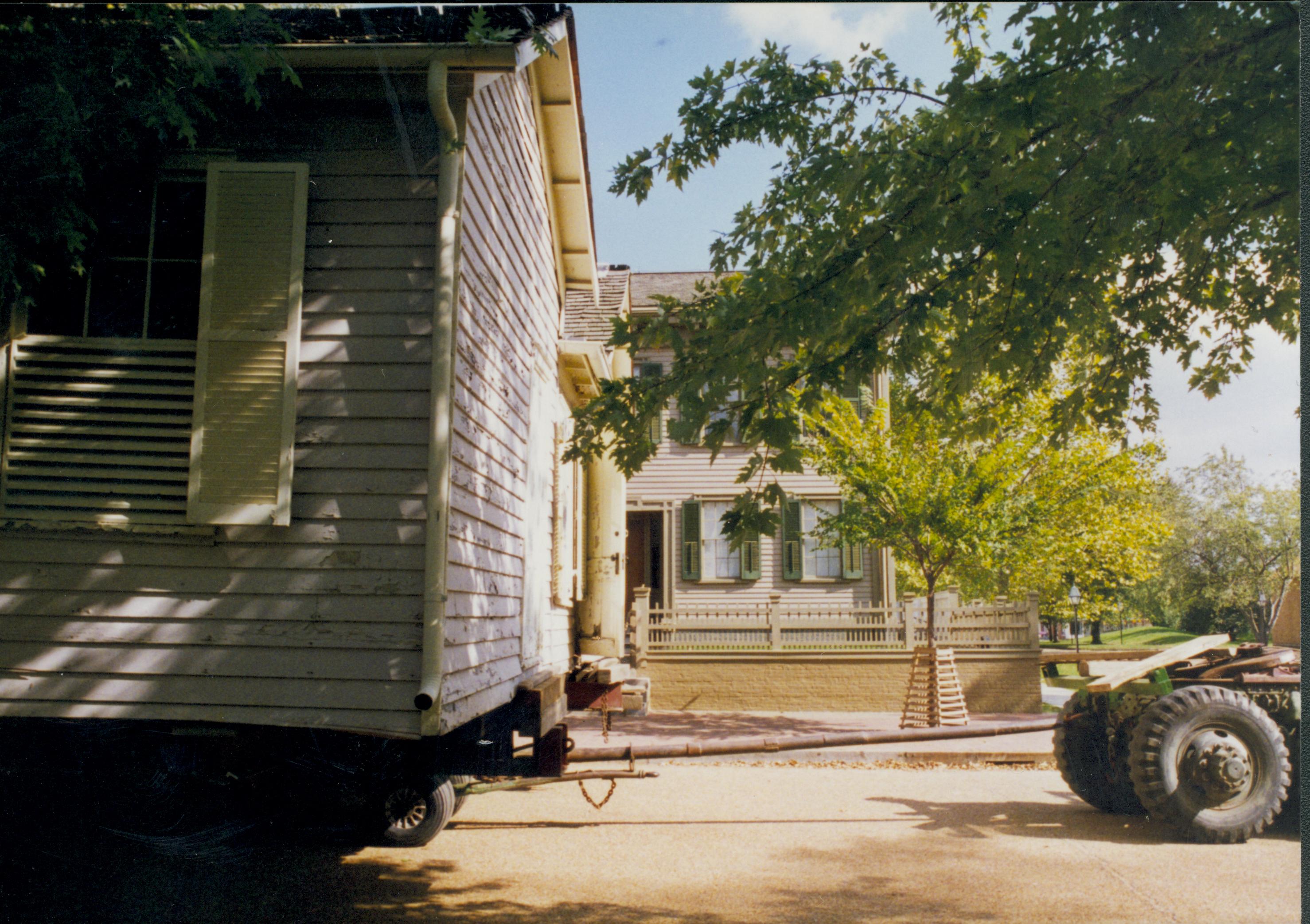 Moving in front of Lincoln Home Lincoln Home NHS- Corneau House move, exp 3 Corneau House, move