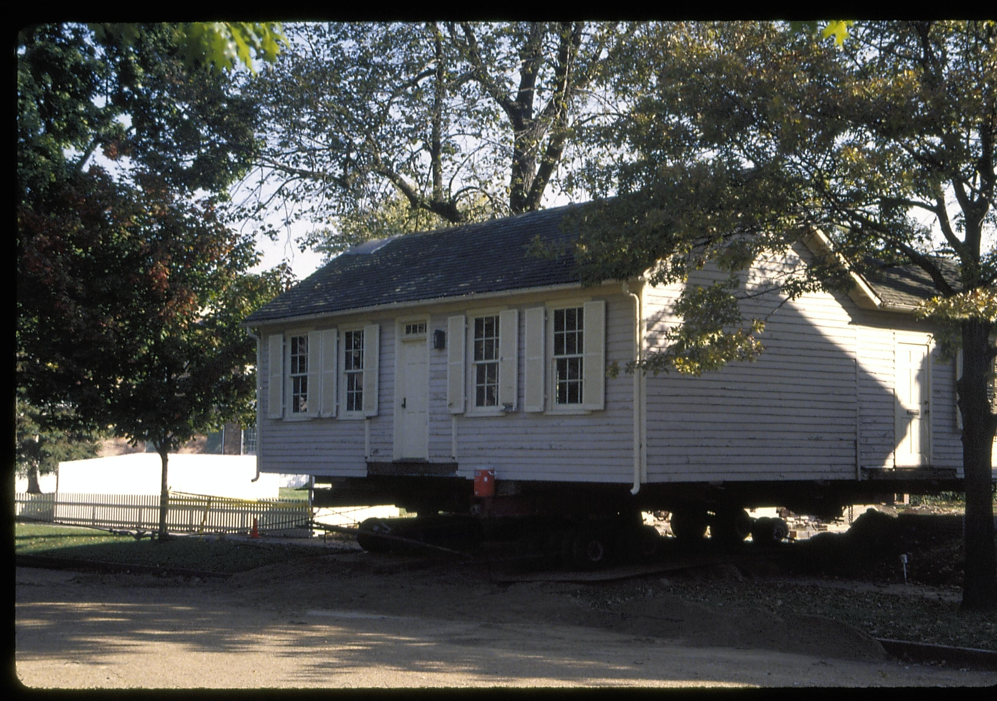 House starting to move Lincoln Home NHS- Corneau House move, Roll #1 color slides, exp 16 Corneau House, move