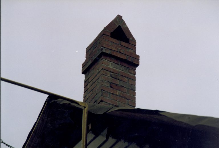 Corneau House chimney Lincoln Home NHS- Corneau House Restoration, roll 1999-7 exp 35 Corneau House, restoration