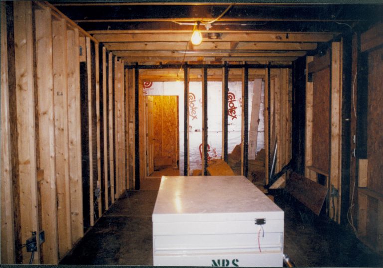 framing Lincoln Home NHS- Corneau House Restoration, roll 1999-12 exp 24 Corneau House, renovation