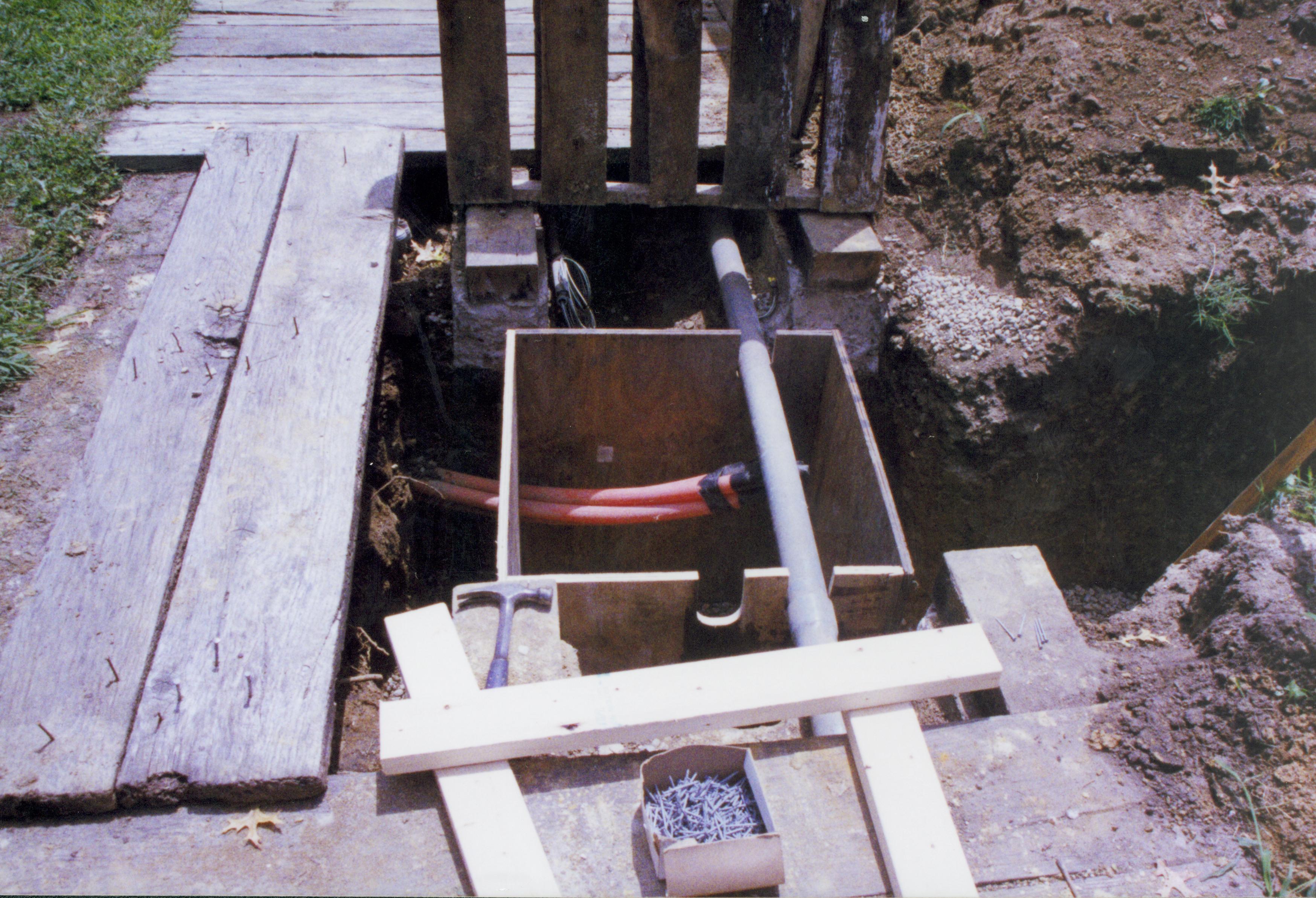 Corneau House, digging Lincoln Home NHS- Corneau House Restoration, roll 2000-7 exp 18 Corneau House, renovation