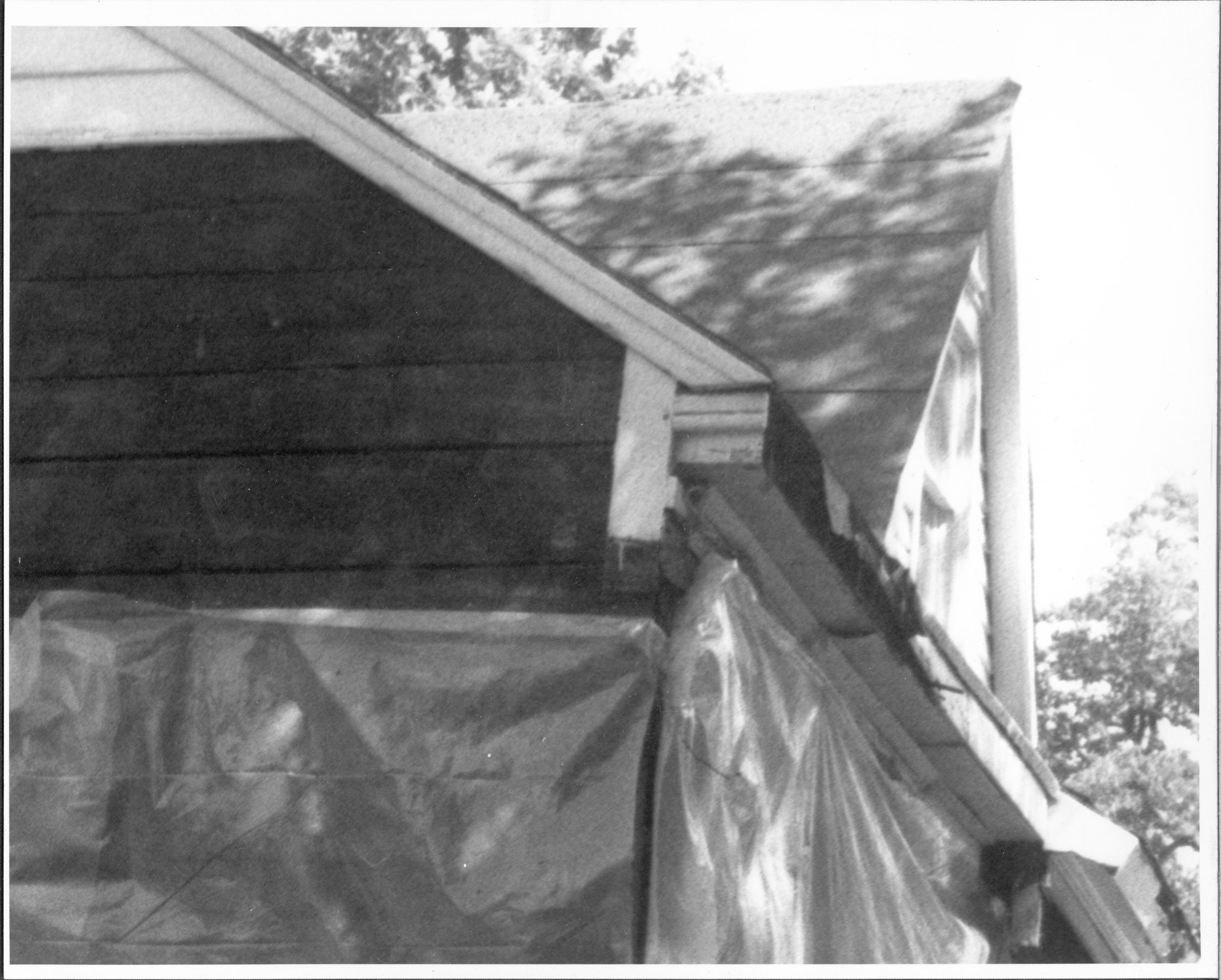 Arnold House photo of gable end taken during demolition 1996 LIHO NHS- Arnold House Arnold House, gable, demolition