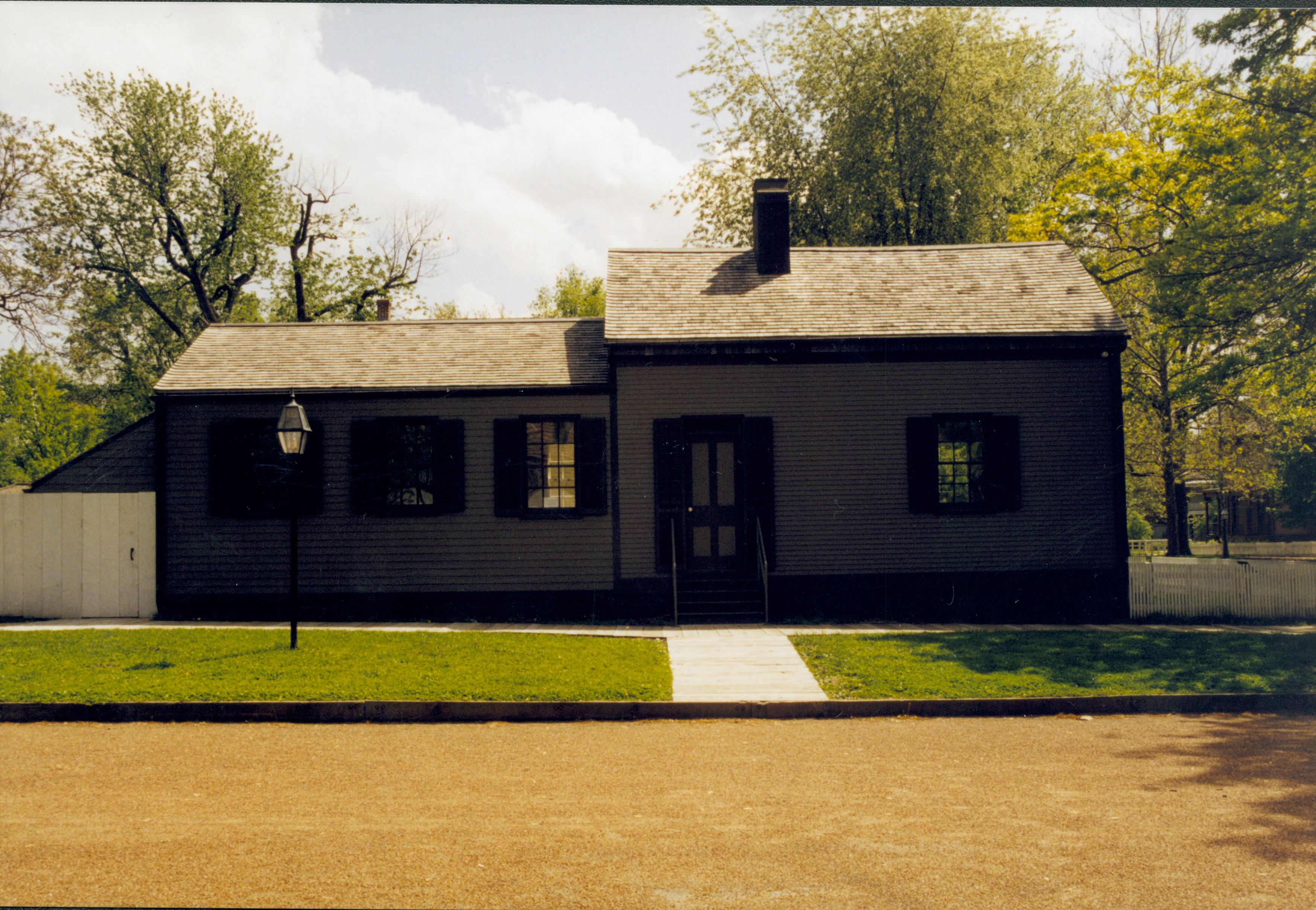 NA LIHO NHS- Arnold House, exp 19 Arnold House