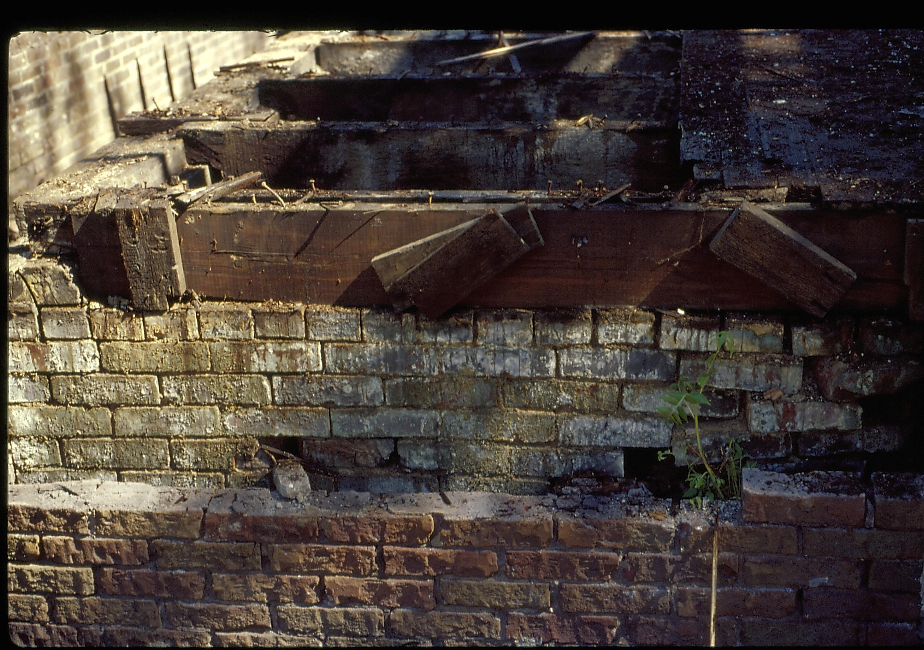 brick foundation LIHO NHS- Arnold House, HS-20 Roll #1 7/17-7/23/96, exp 34 Arnold House, restoration