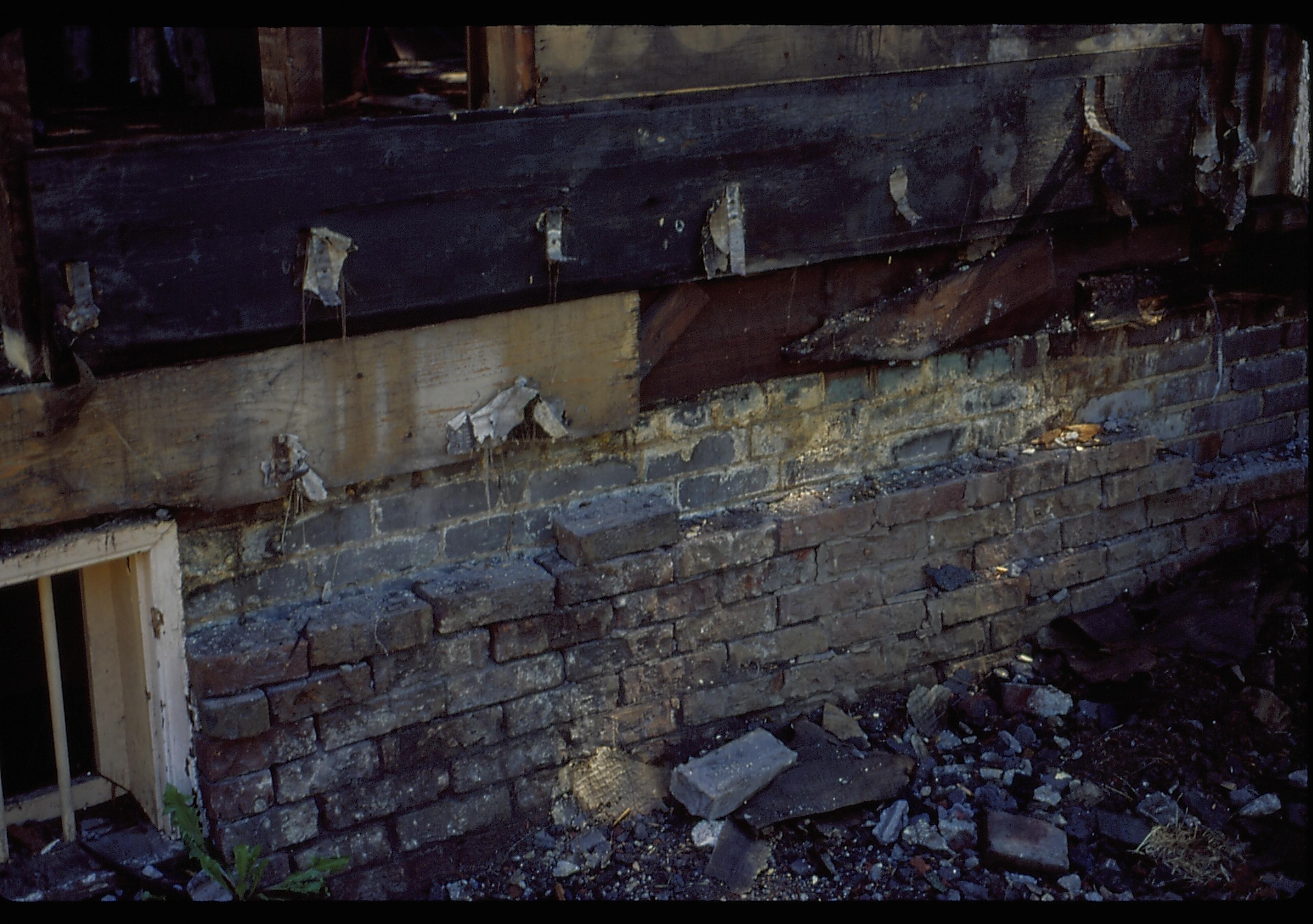 brick foundation and sill LIHO NHS- Arnold House, HS-20 Roll #1 7/17-7/23/96, exp 35 Arnold House, restoration