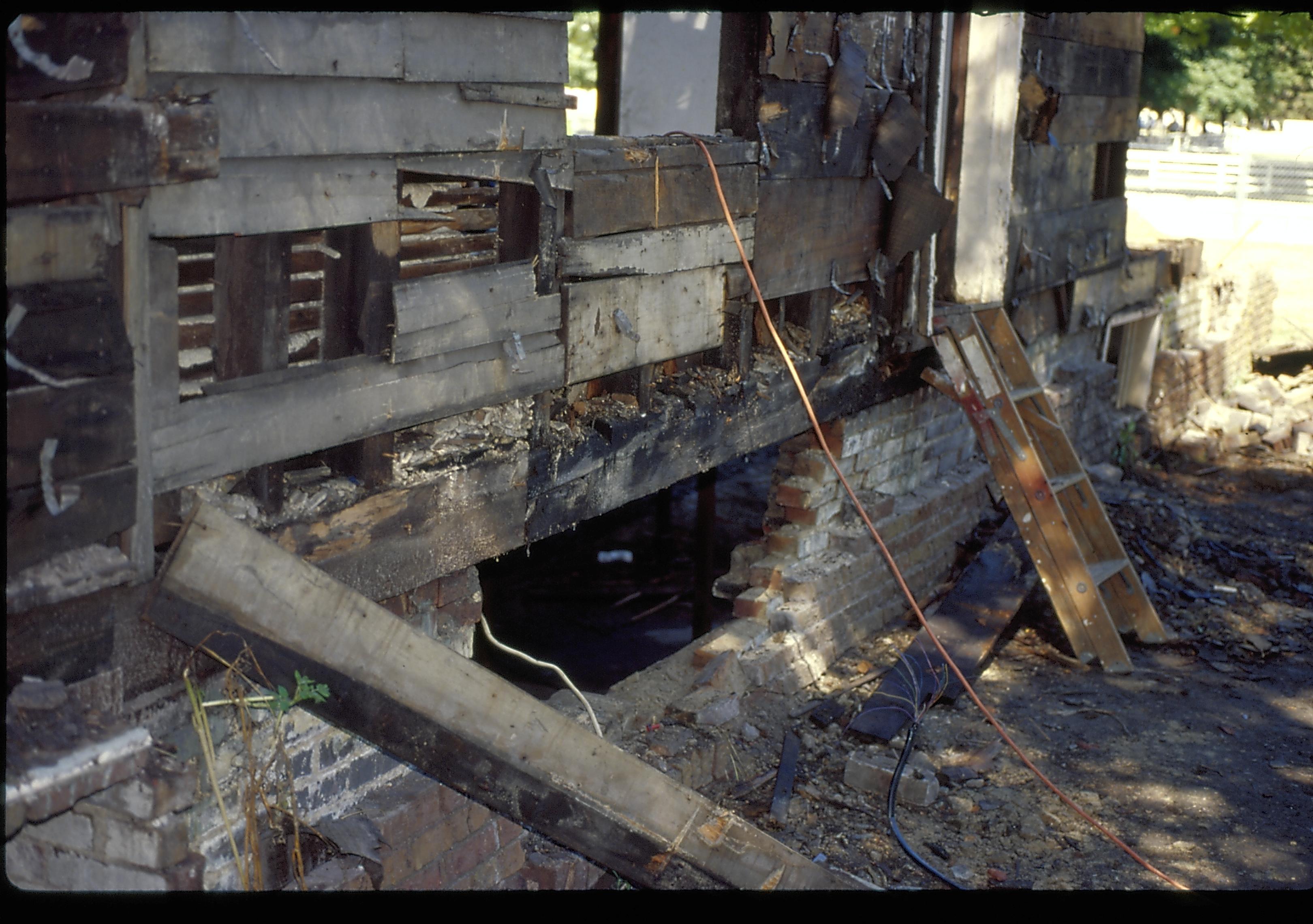 brick foundation and sill LIHO NHS- Arnold House, HS-20 Roll #1 7/17-7/23/96, exp 37 Arnold House, restoration