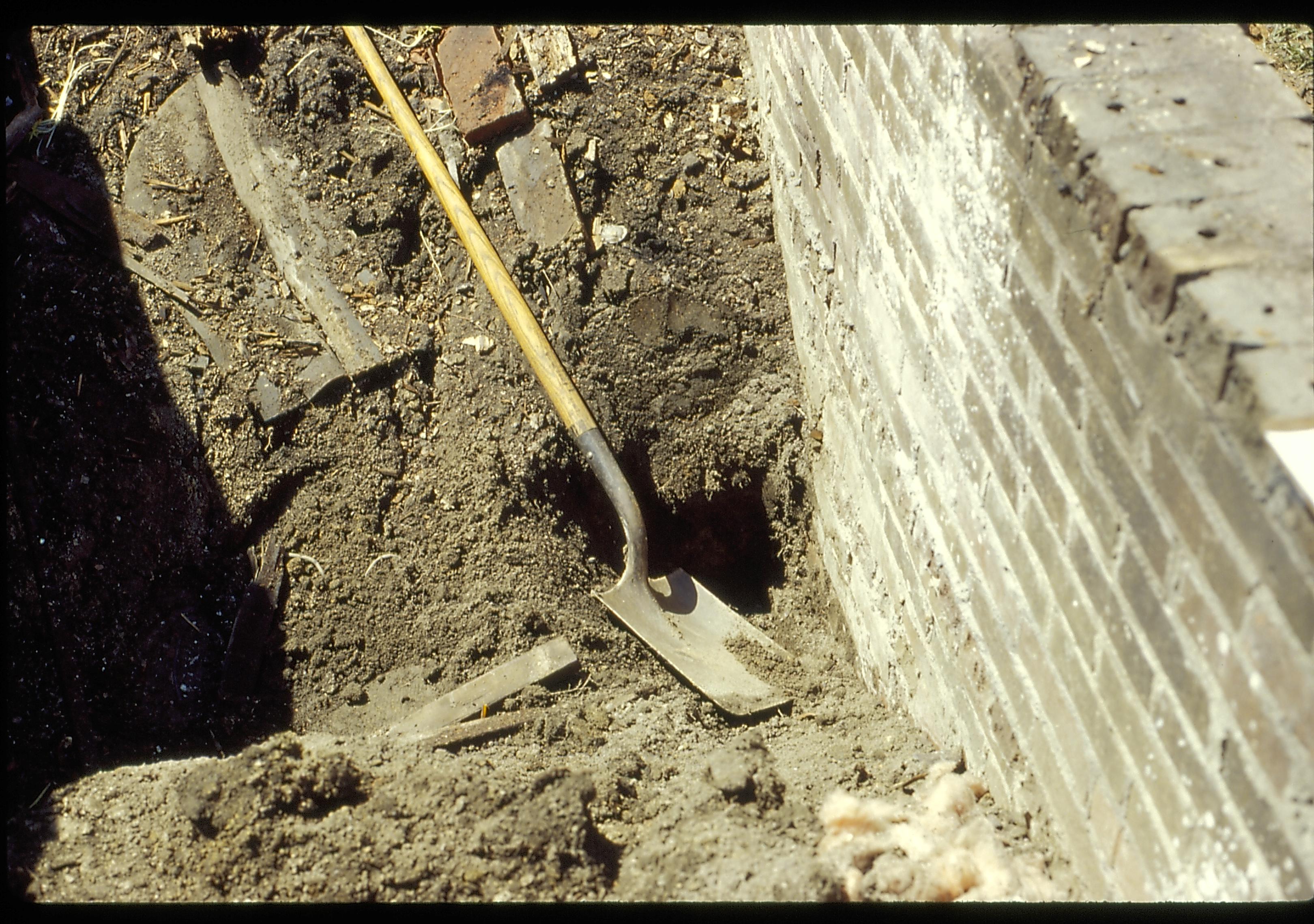 Foundation- Southwest corner LIHO NHS- Arnold House, HS-20 Roll #4 7/23-7/26/96, exp 4 Arnold House, restoration