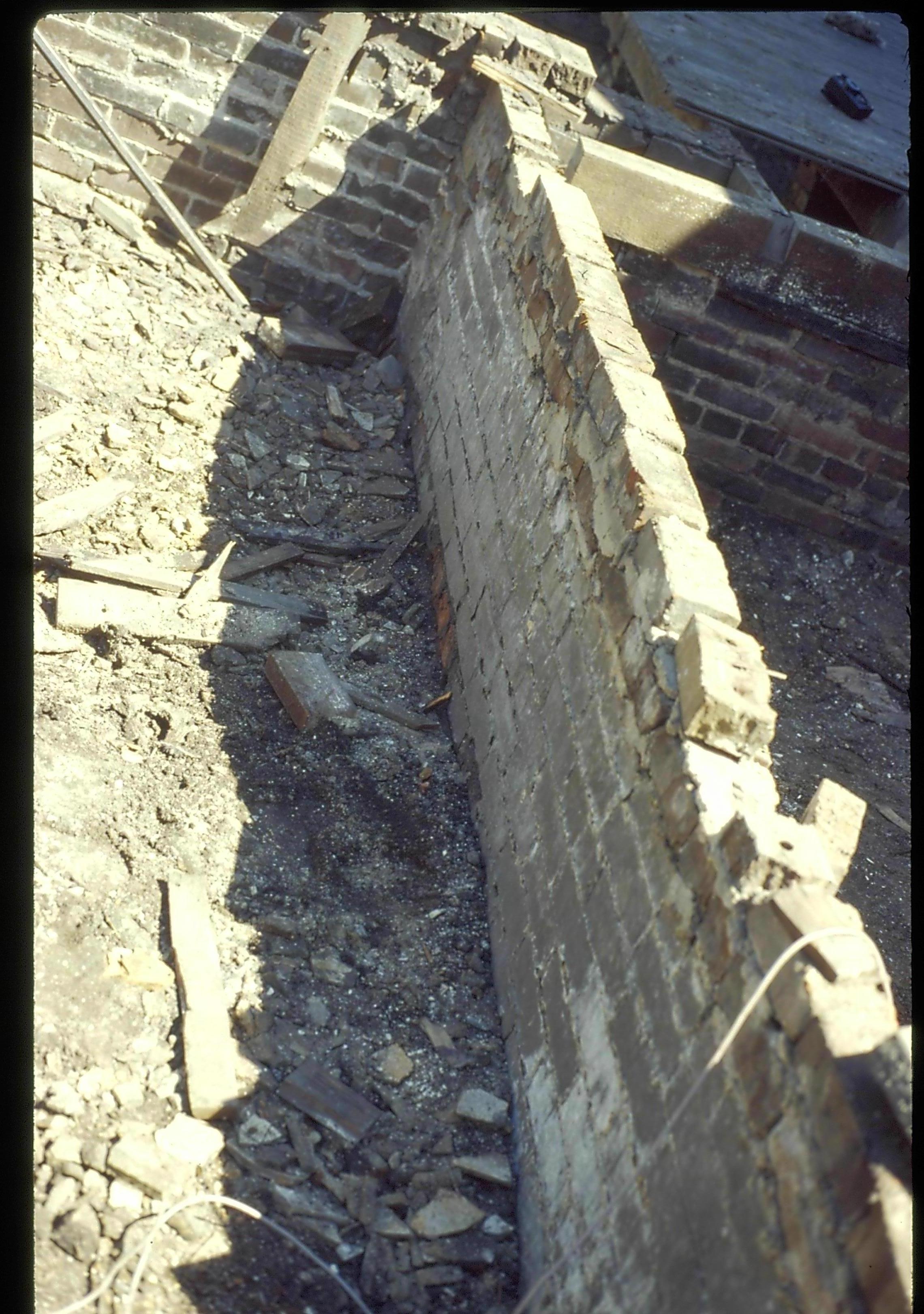 Foundation LIHO NHS- Arnold House, HS-20 Roll #4 7/23-7/26/96, exp 6 Arnold House, restoration