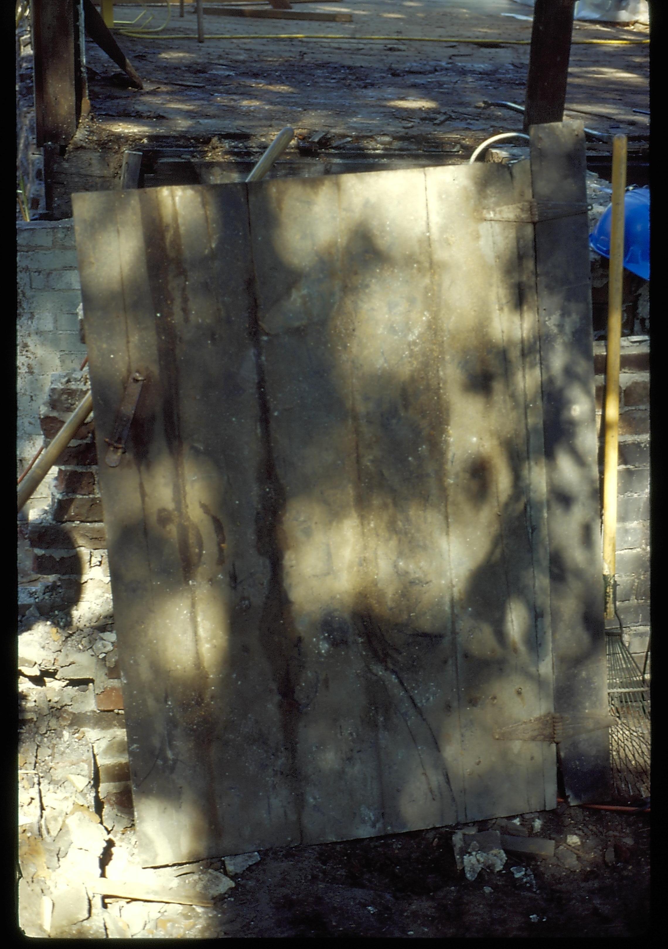 Gate LIHO NHS- Arnold House, HS-20 Roll #4 7/23-7/26/96, exp 15 Arnold House, restoration