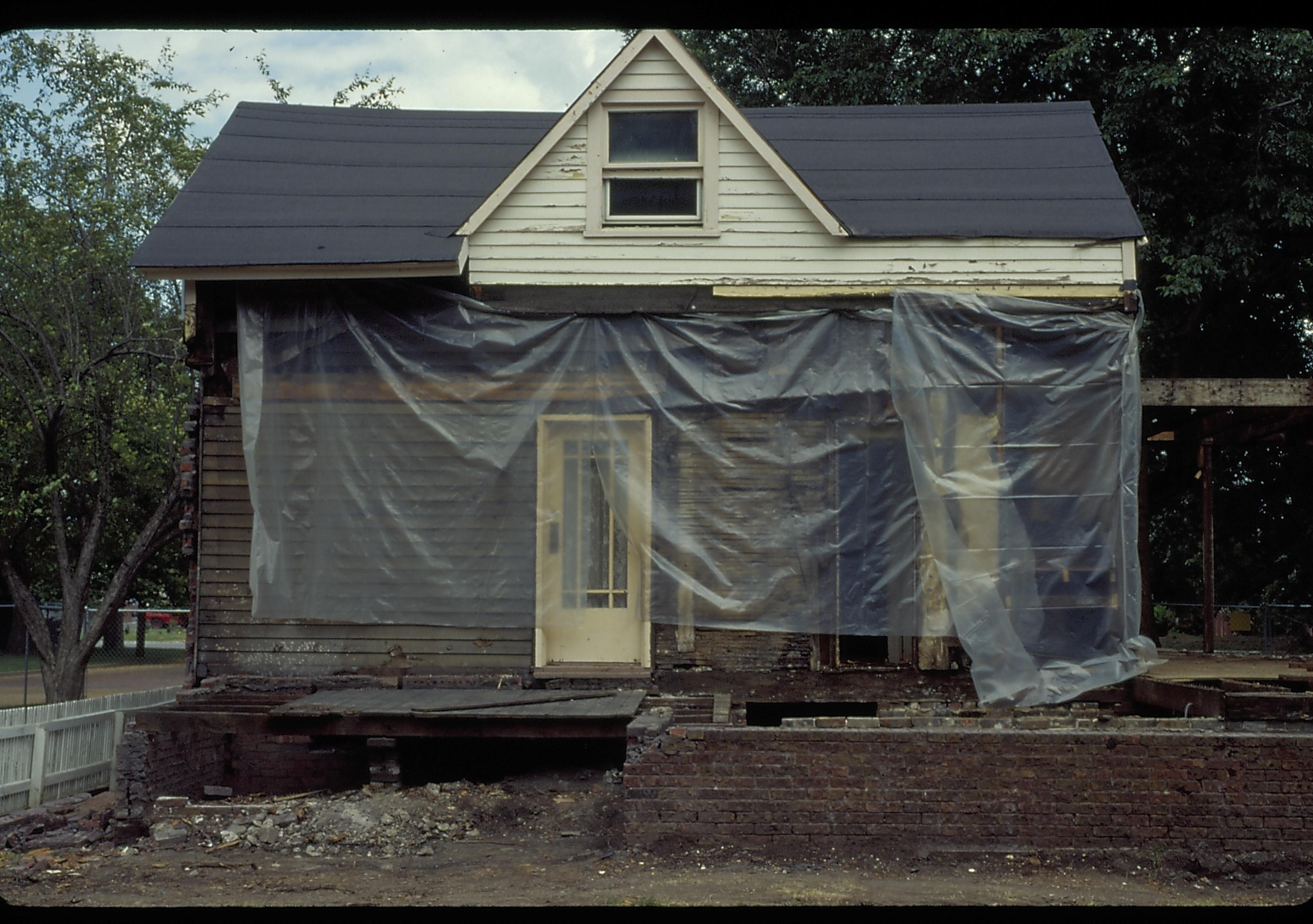 Tarp enclosure LIHO NHS- Arnold House, HS-20 Roll #4 7/23-7/26/96, exp 28 Arnold House, restoration