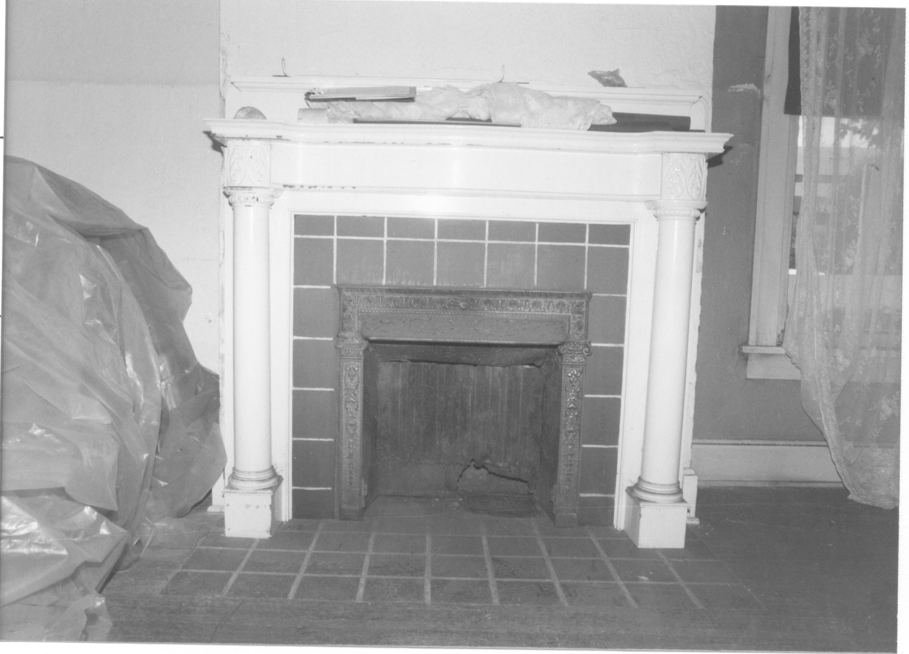 Morse House HS-9 9-12; Room 101, Fireplace Morse House, Interior