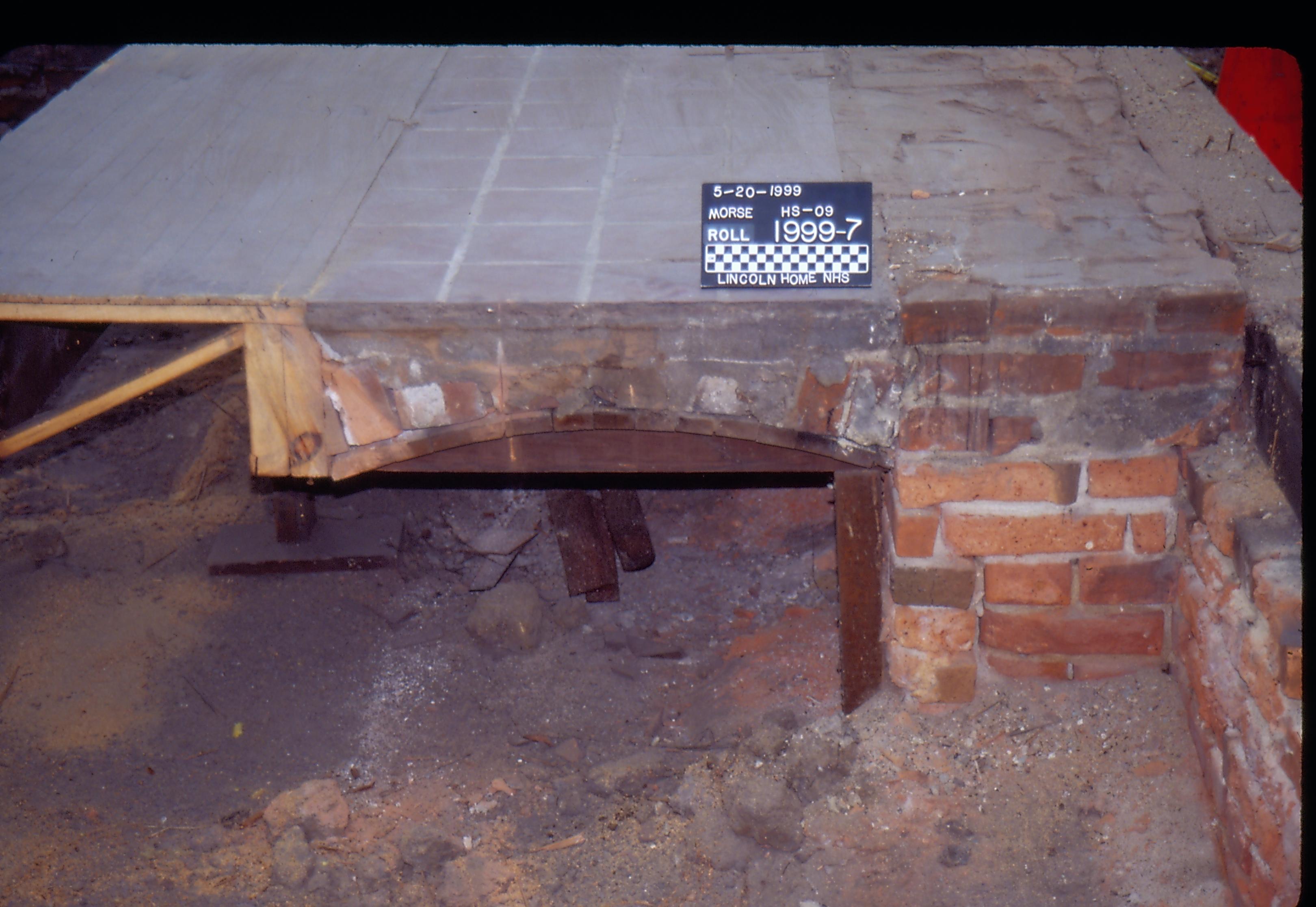 NA 1999-7 Morse House, Exterior, Excavation