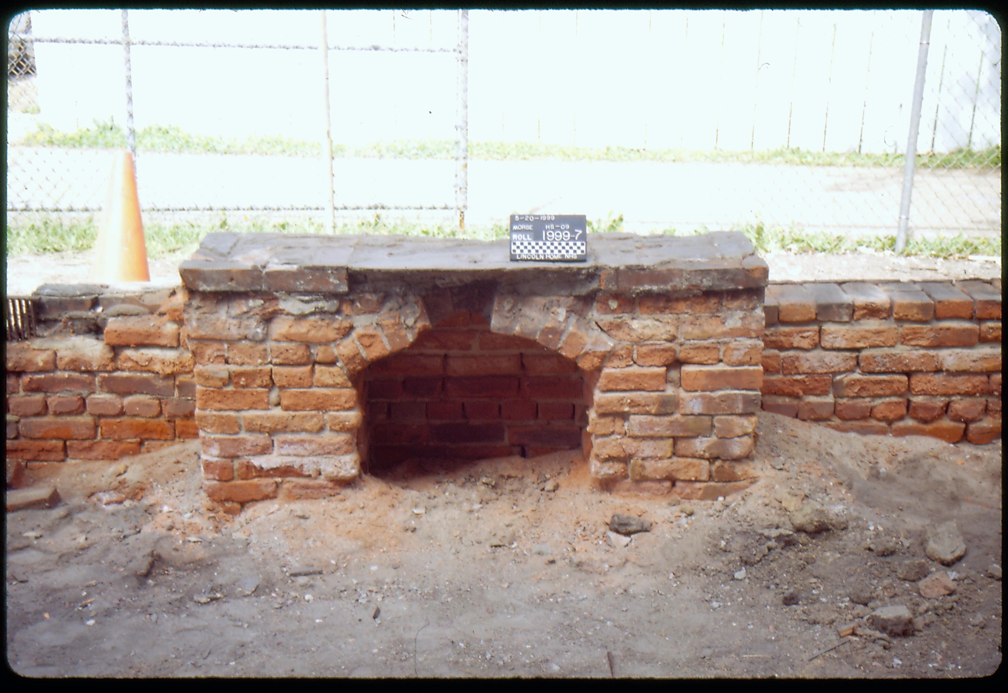 NA 1999-7 Morse House, Exterior, Excavation