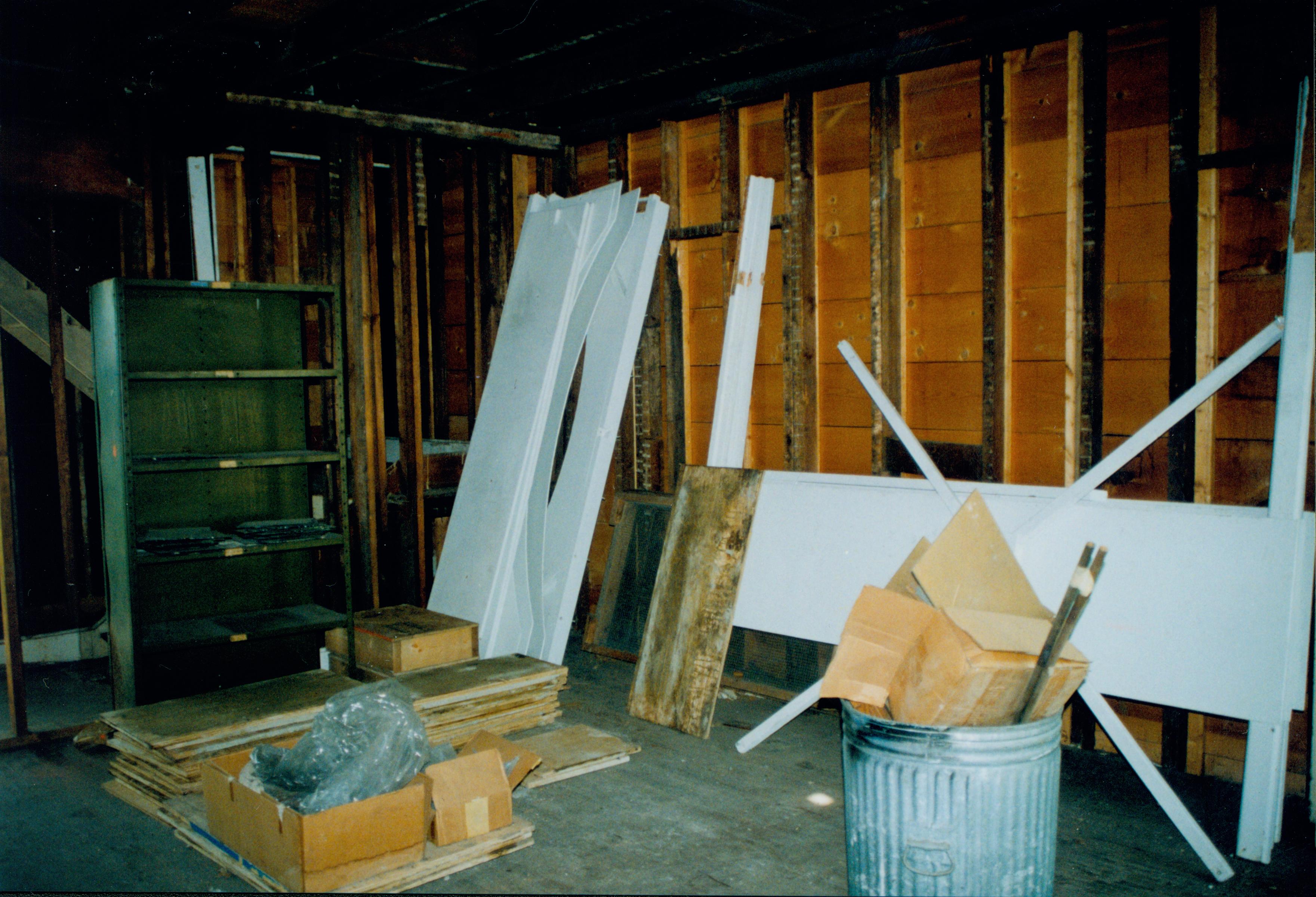 gazebo 19; 1999-7 Morse House, Interior
