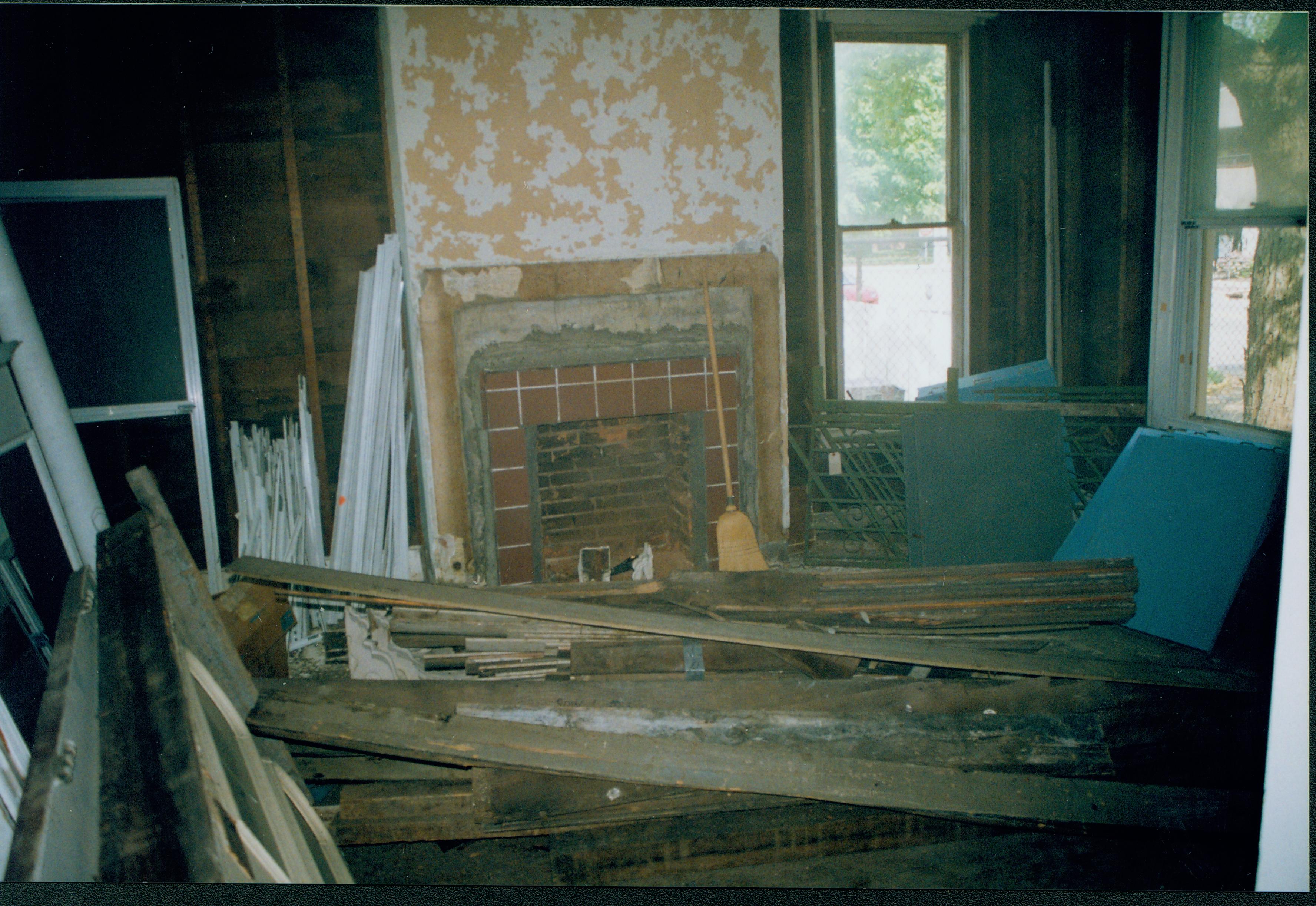 discard pile 21; 1999-7 Morse House, Interior