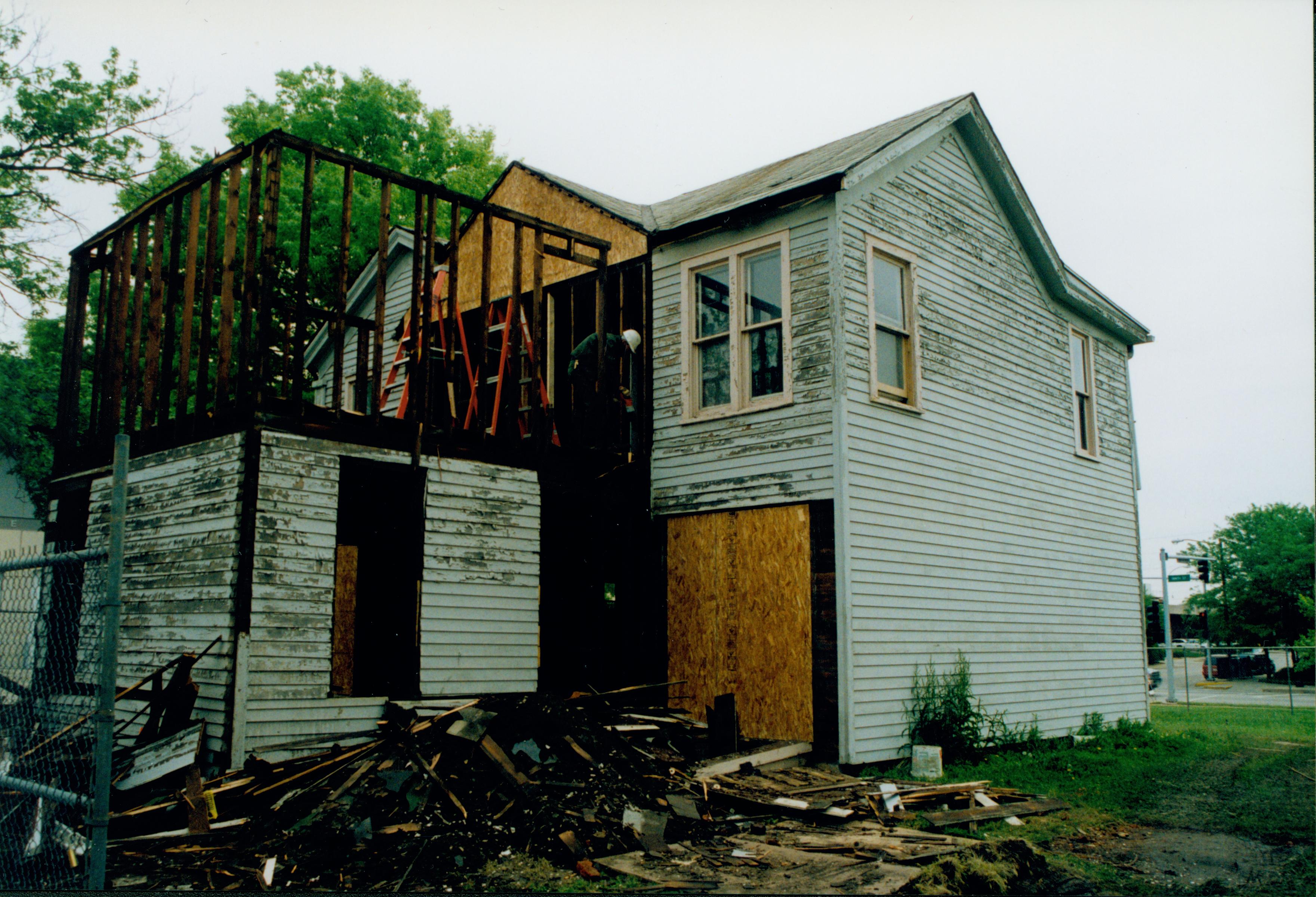 NA 27; 1999-7 Morse House, Exterior