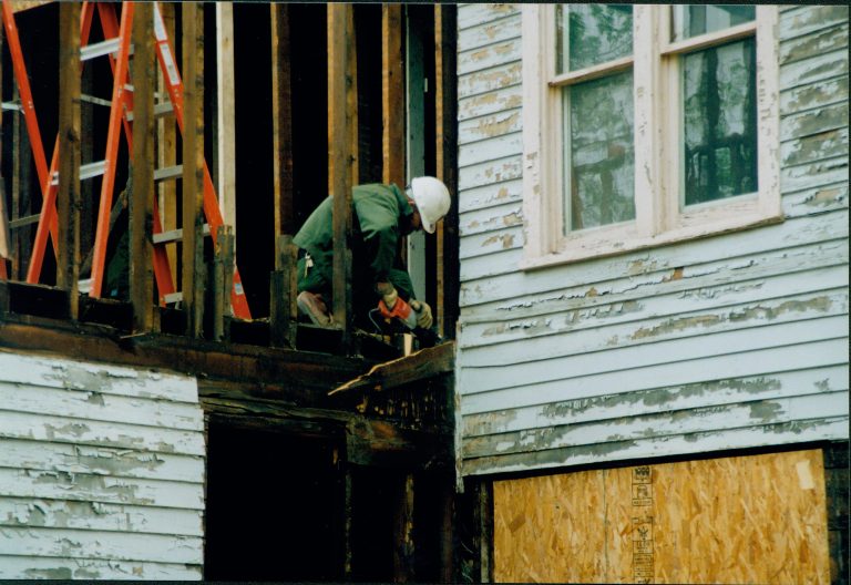 NA 1999-7 Morse House, Exterior