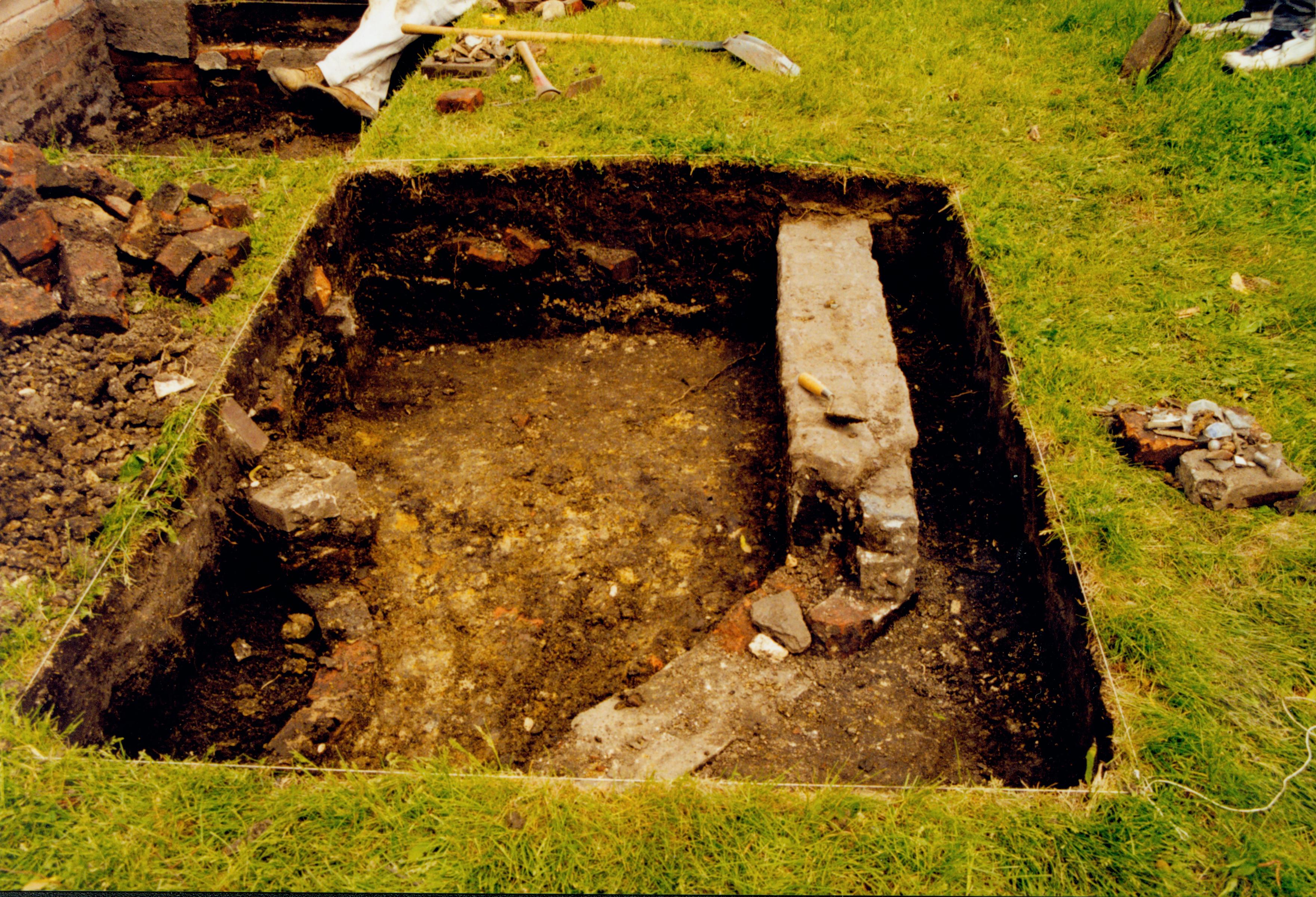 Archeological Excavation 11; 1999-6 Morse House, Exterior, Excavation