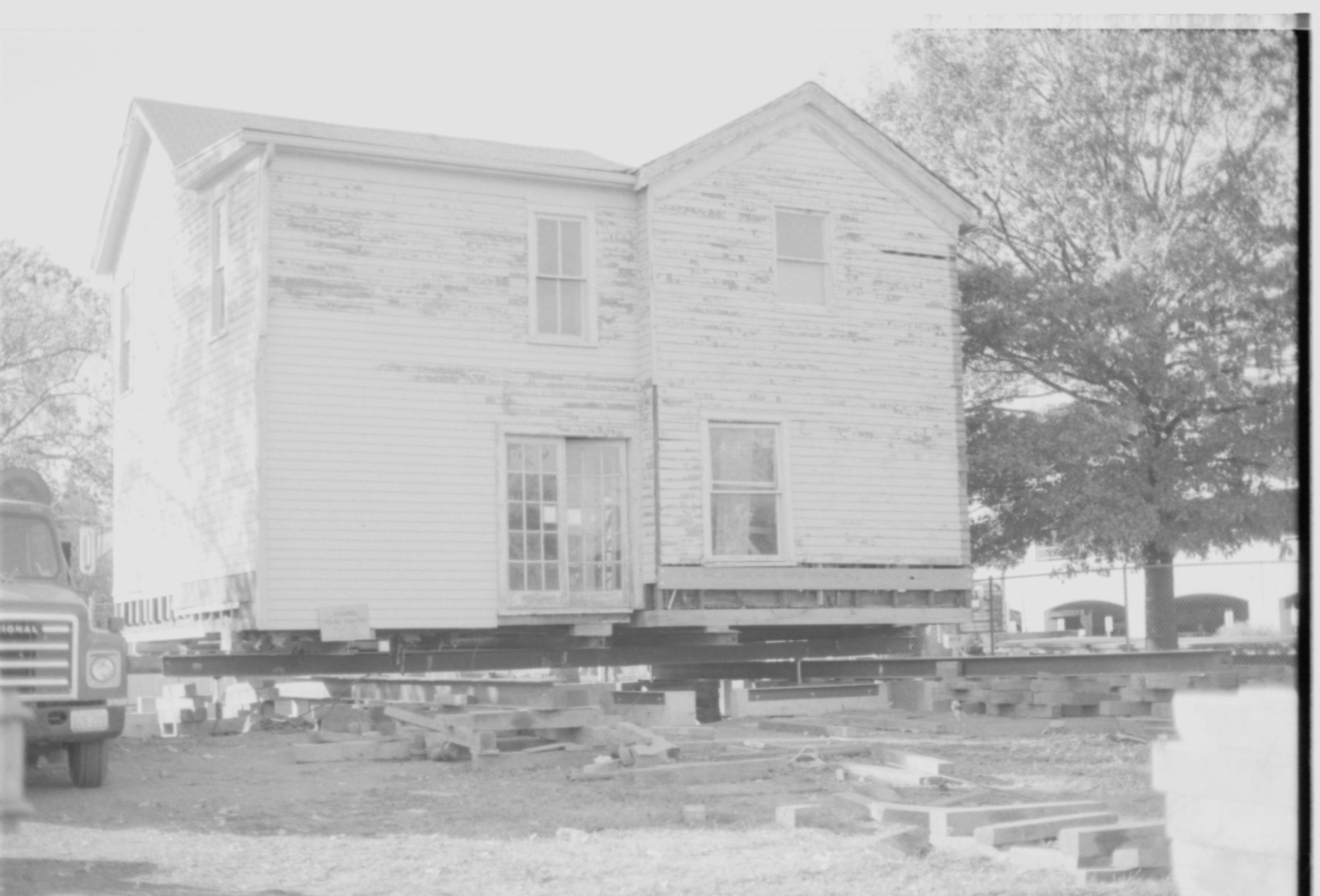 Morse - Settling house 17 Morse House, Exterior