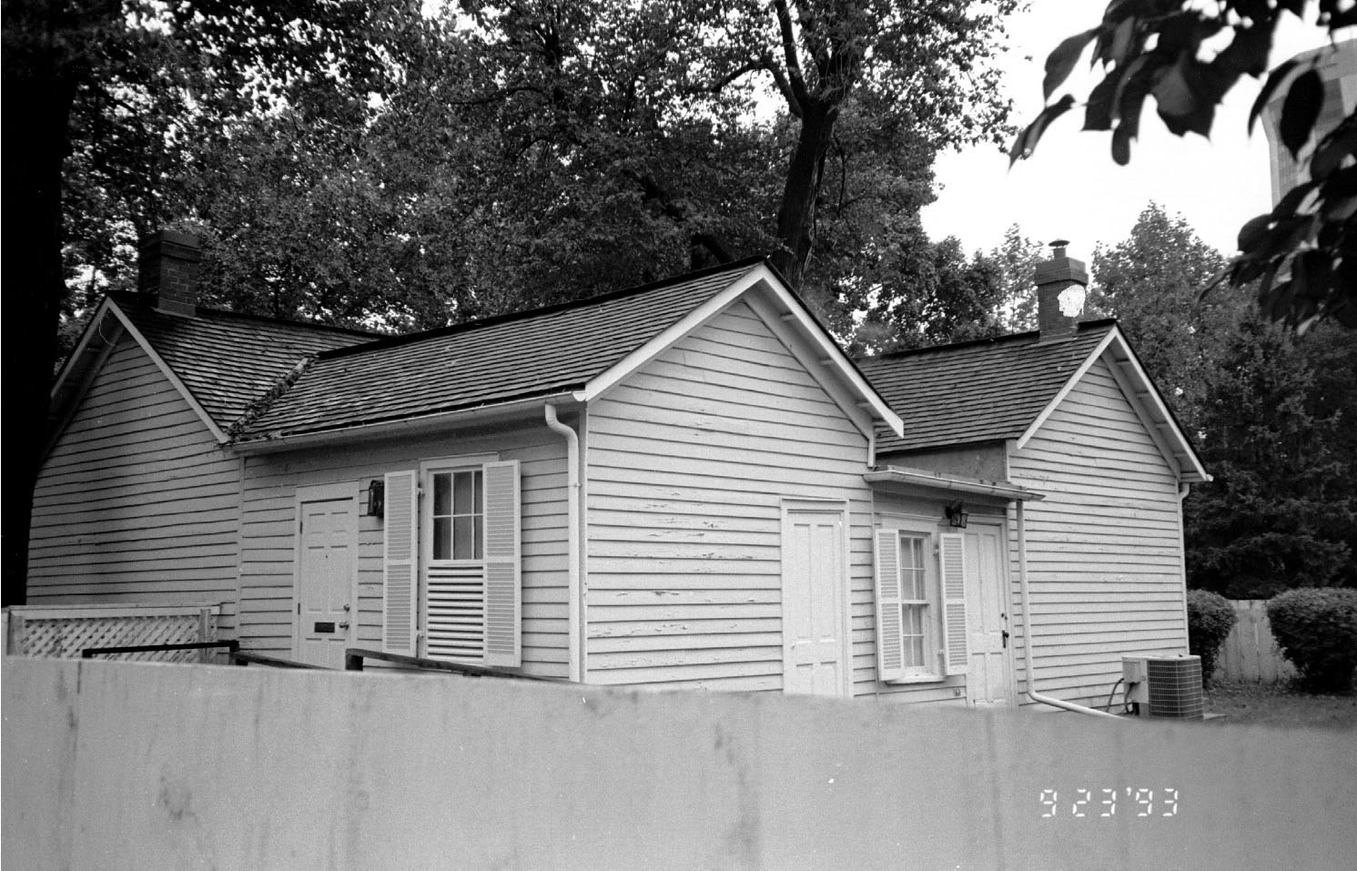 NA 02-11-LCS-1774 Corneau House, LCS