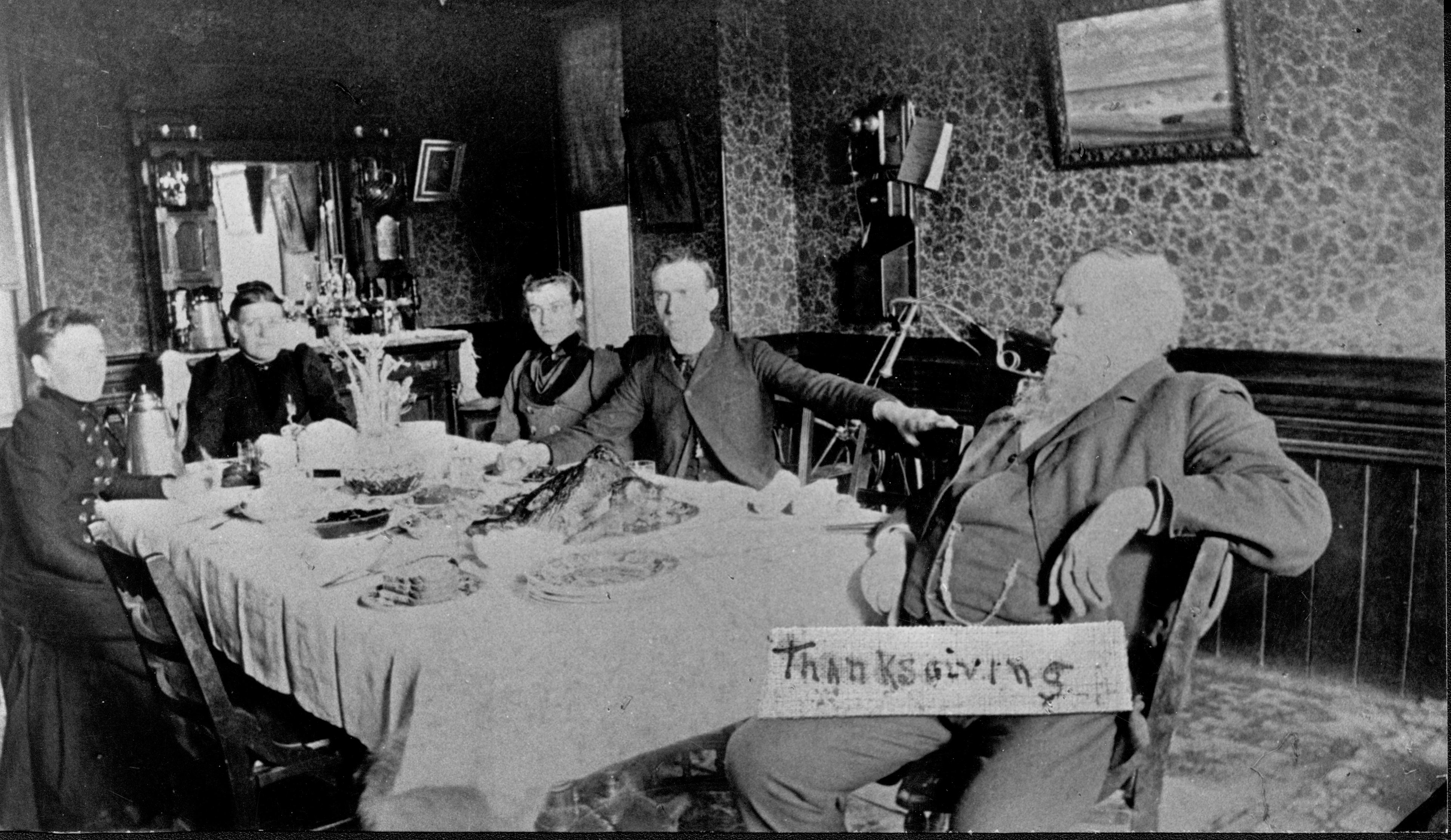 Thanksgiving Robinson House, Interior, Dining Room