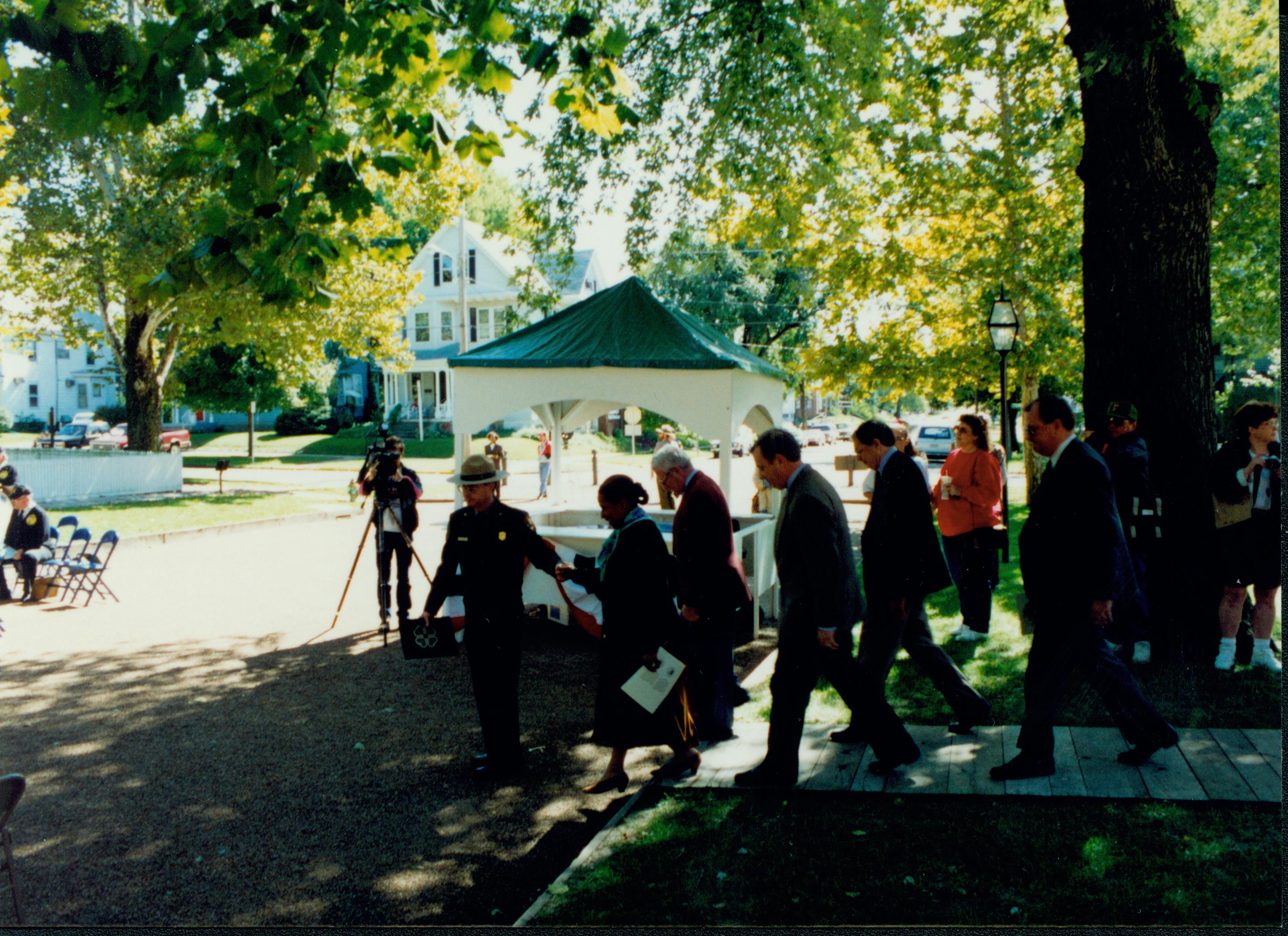 NA Robinson House, Dedication